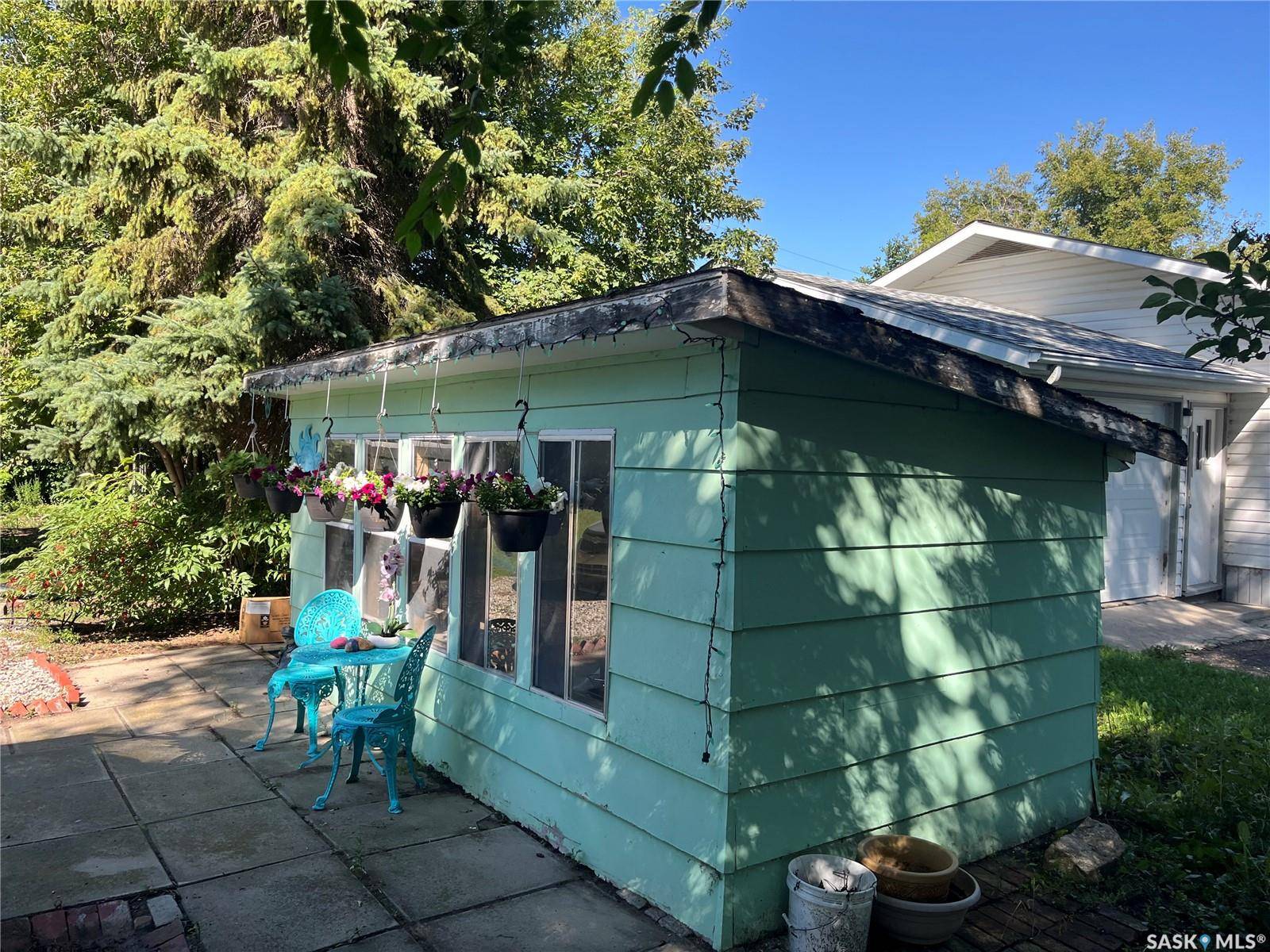 Wadena, SK S0A 4J0,225 First STREET NE