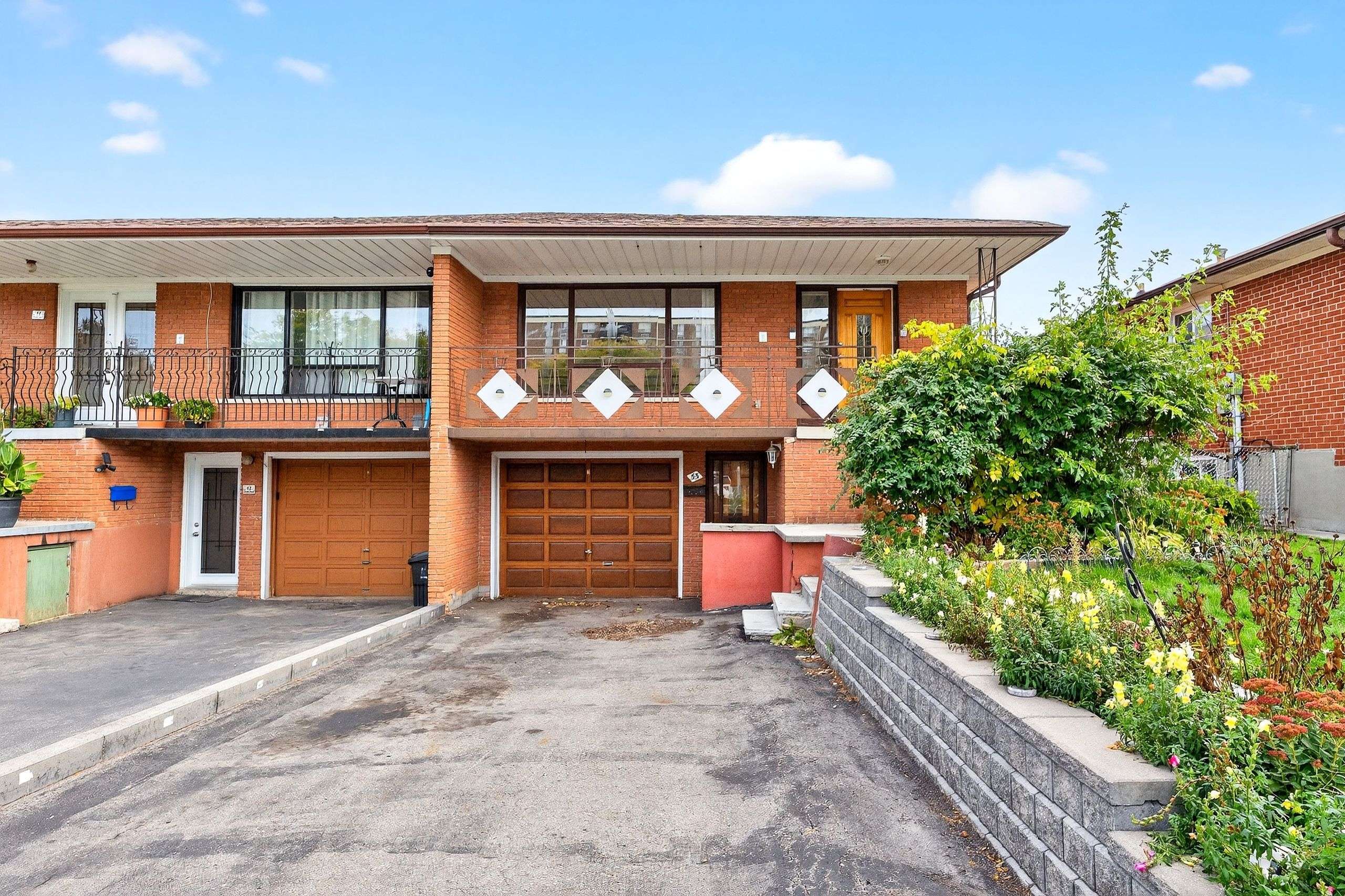 Toronto W05, ON M9L 2H9,55 Milady RD