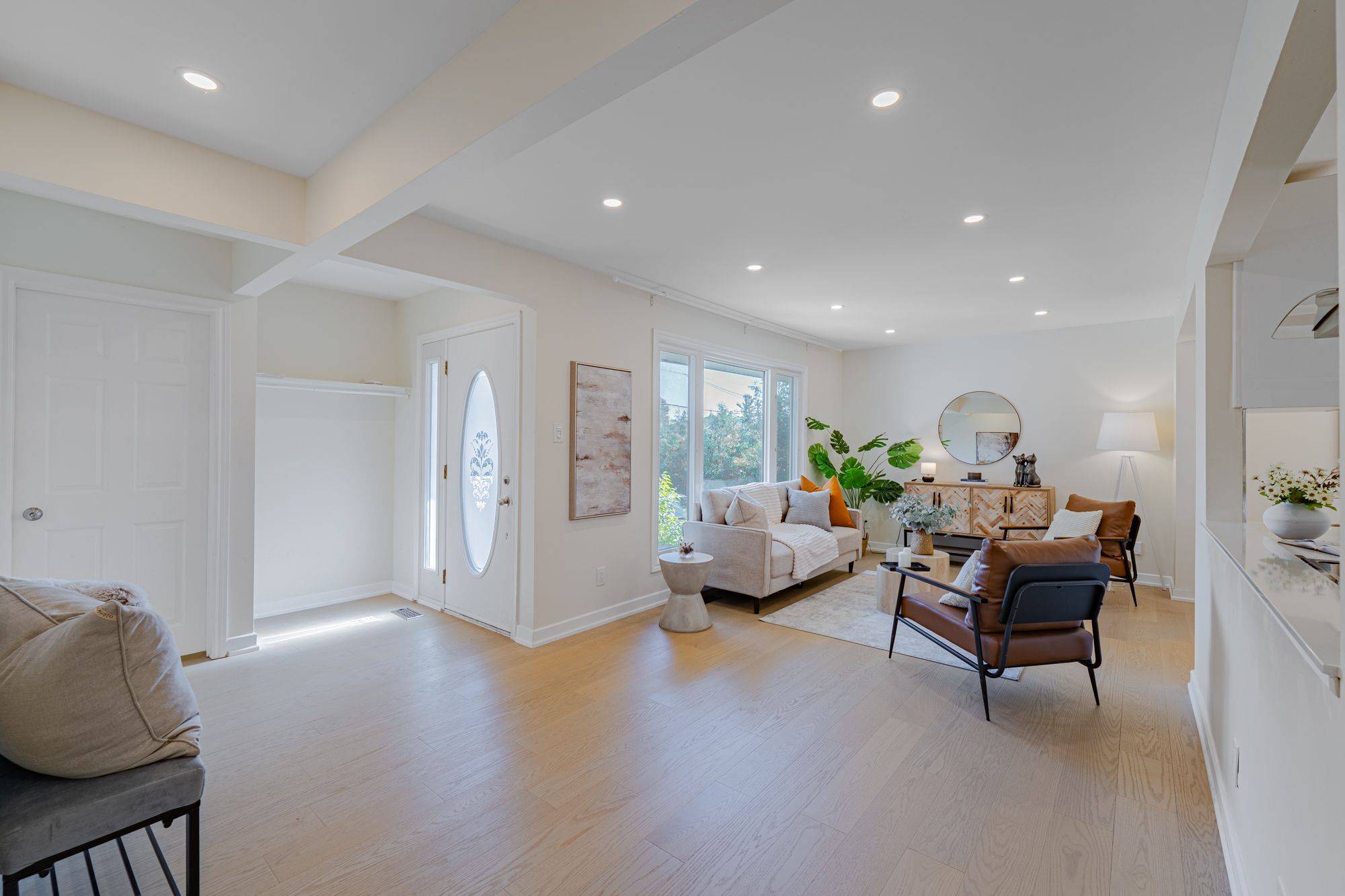 Cityview - Parkwoods Hills - Rideau Shore, ON K2C 1X7,1666 Fisher AVE