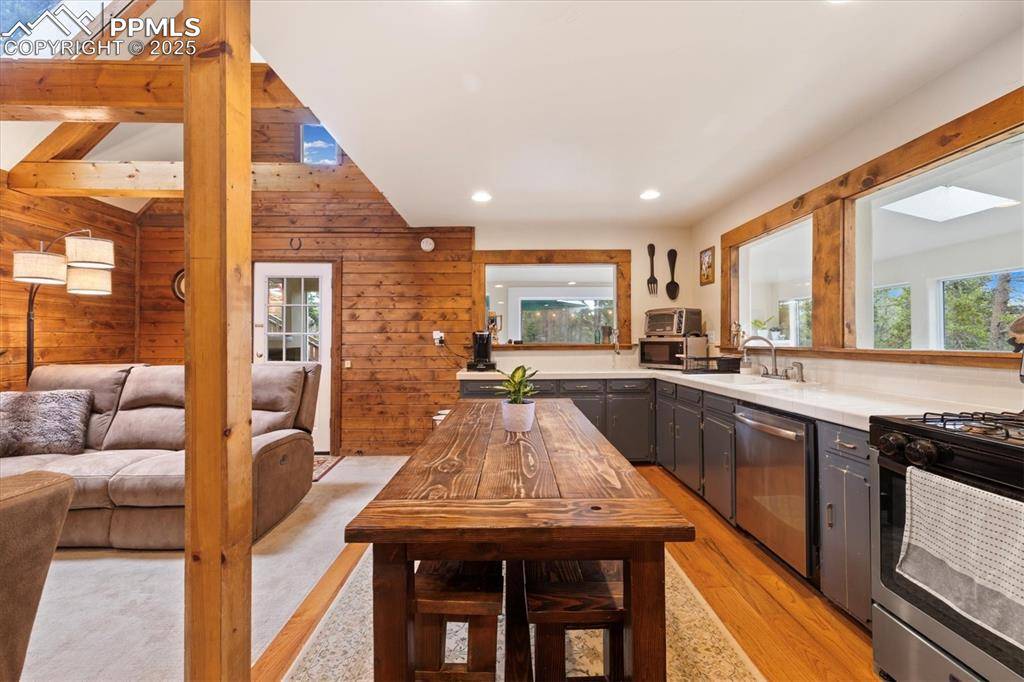 200 Sawmill LN, Idaho Springs, CO 80452