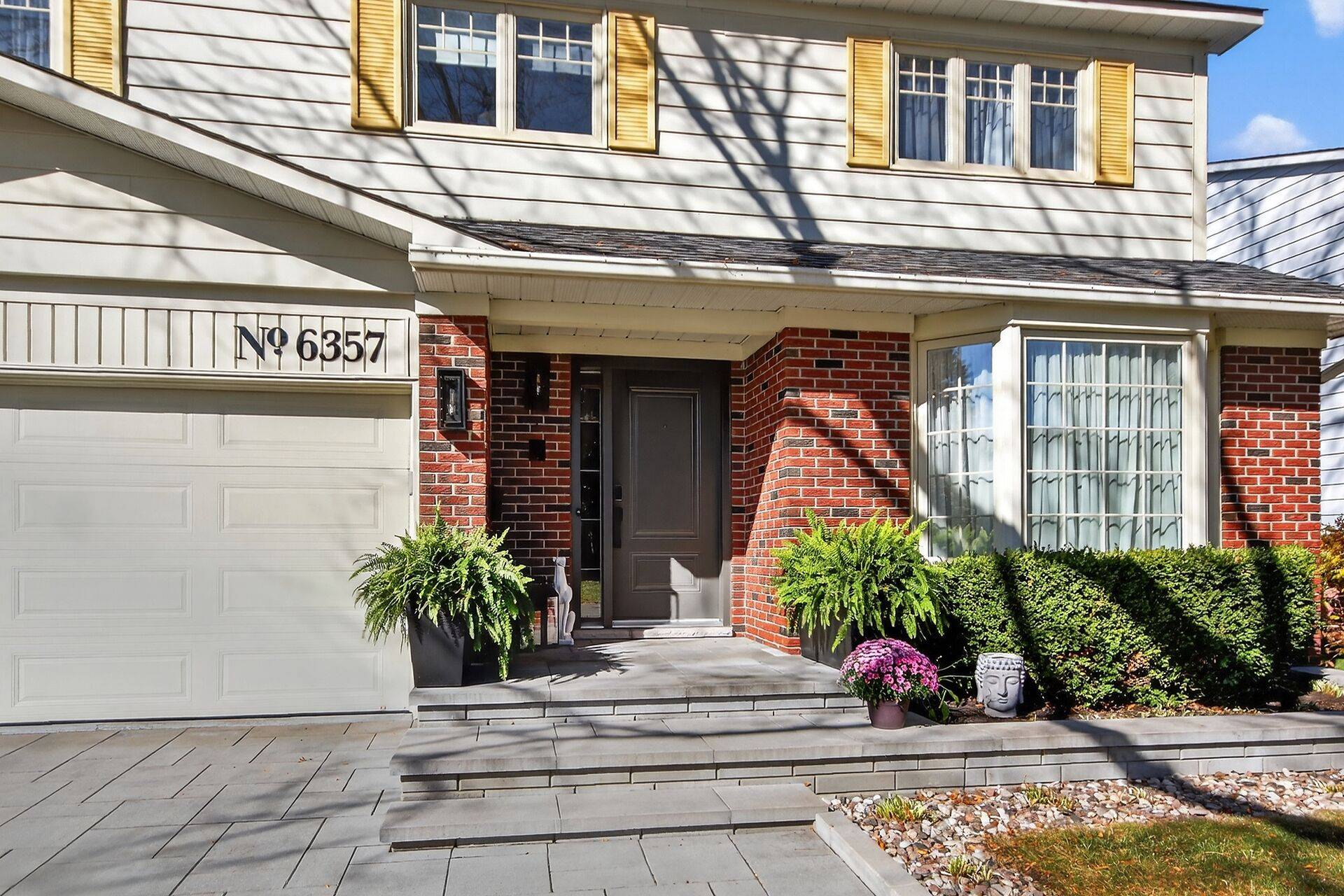 Orleans - Convent Glen And Area, ON K1C 2G1,6357 Mattice AVE