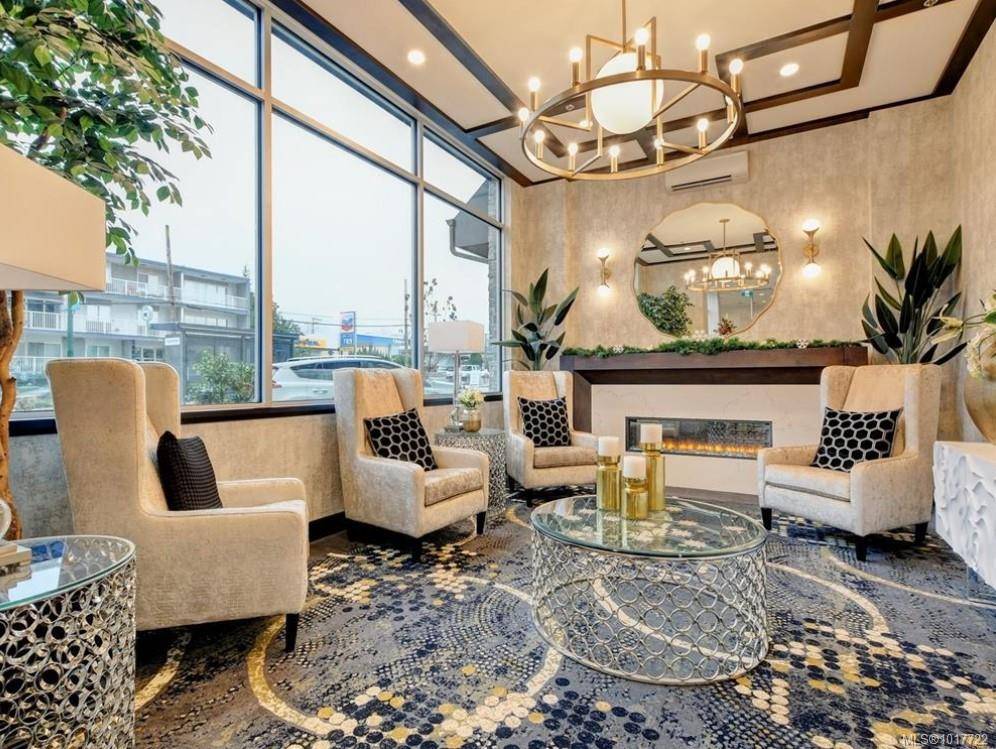 Esquimalt, BC V9A 2N7,622 Admirals Rd #903