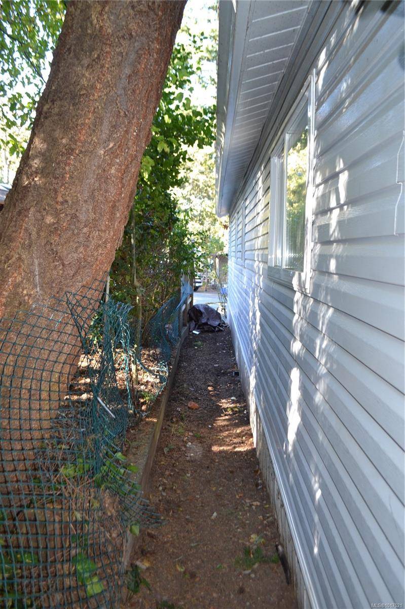 View Royal, BC V9A 2X9,1201 Craigflower Rd #25