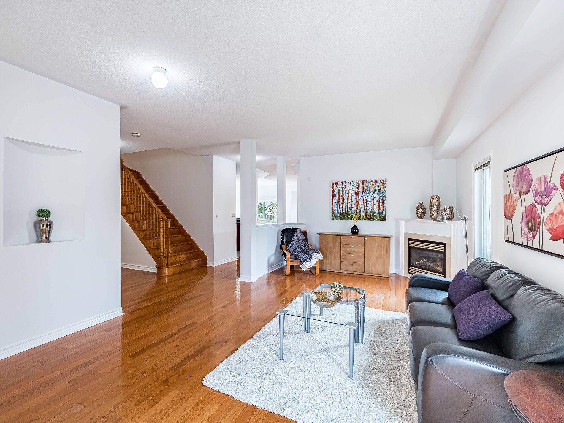 Mississauga, ON L5W 0A2,7272 MILANO CT