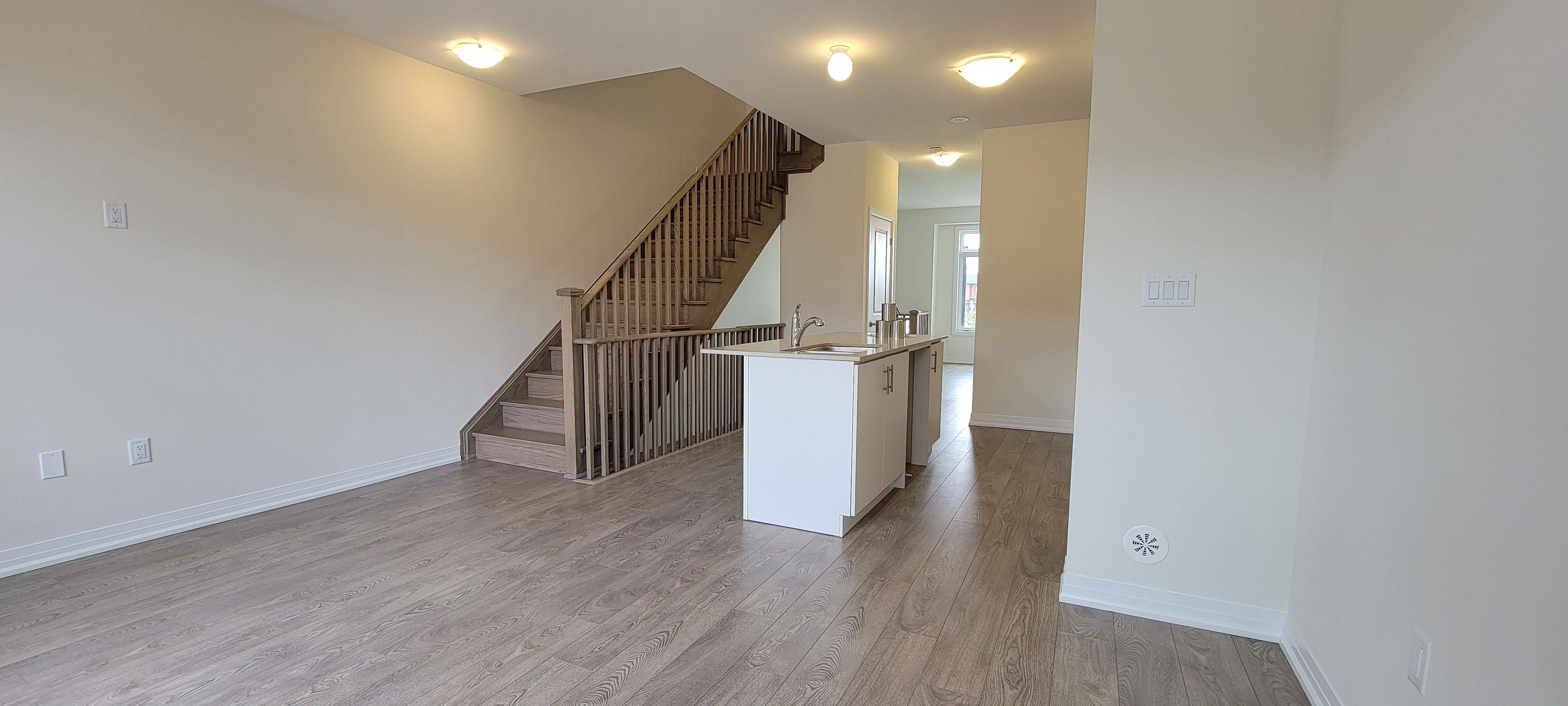 Barrie, ON L4N 5K7,31 Cherry HL