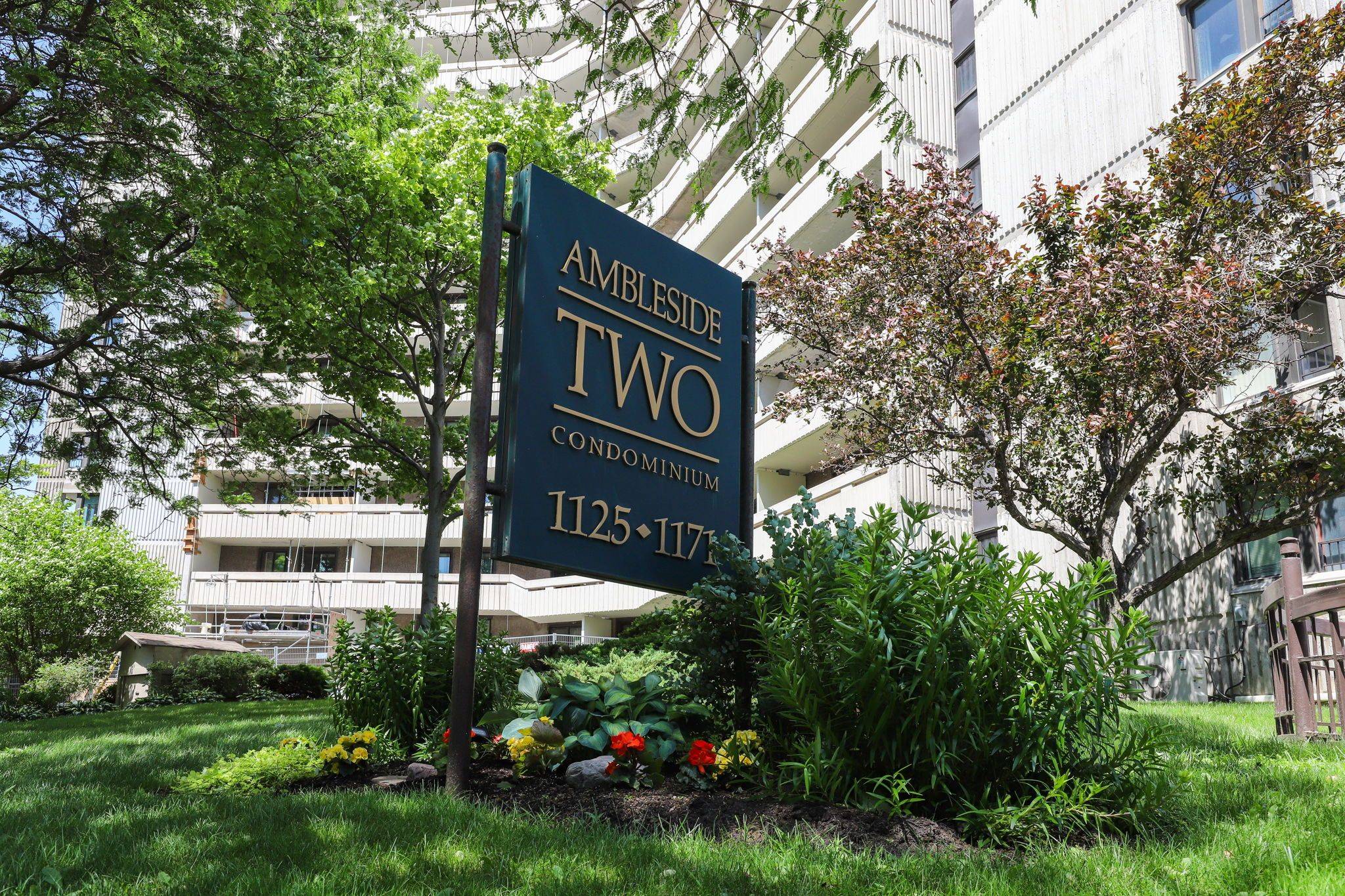 Woodroffe, ON K2B 8G6,1171 Ambleside DR #1002