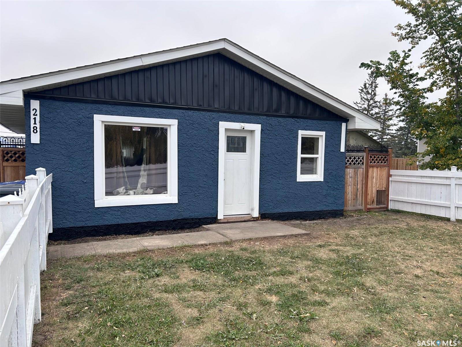 Maidstone, SK S0M 1M0,218 2nd AVENUE W