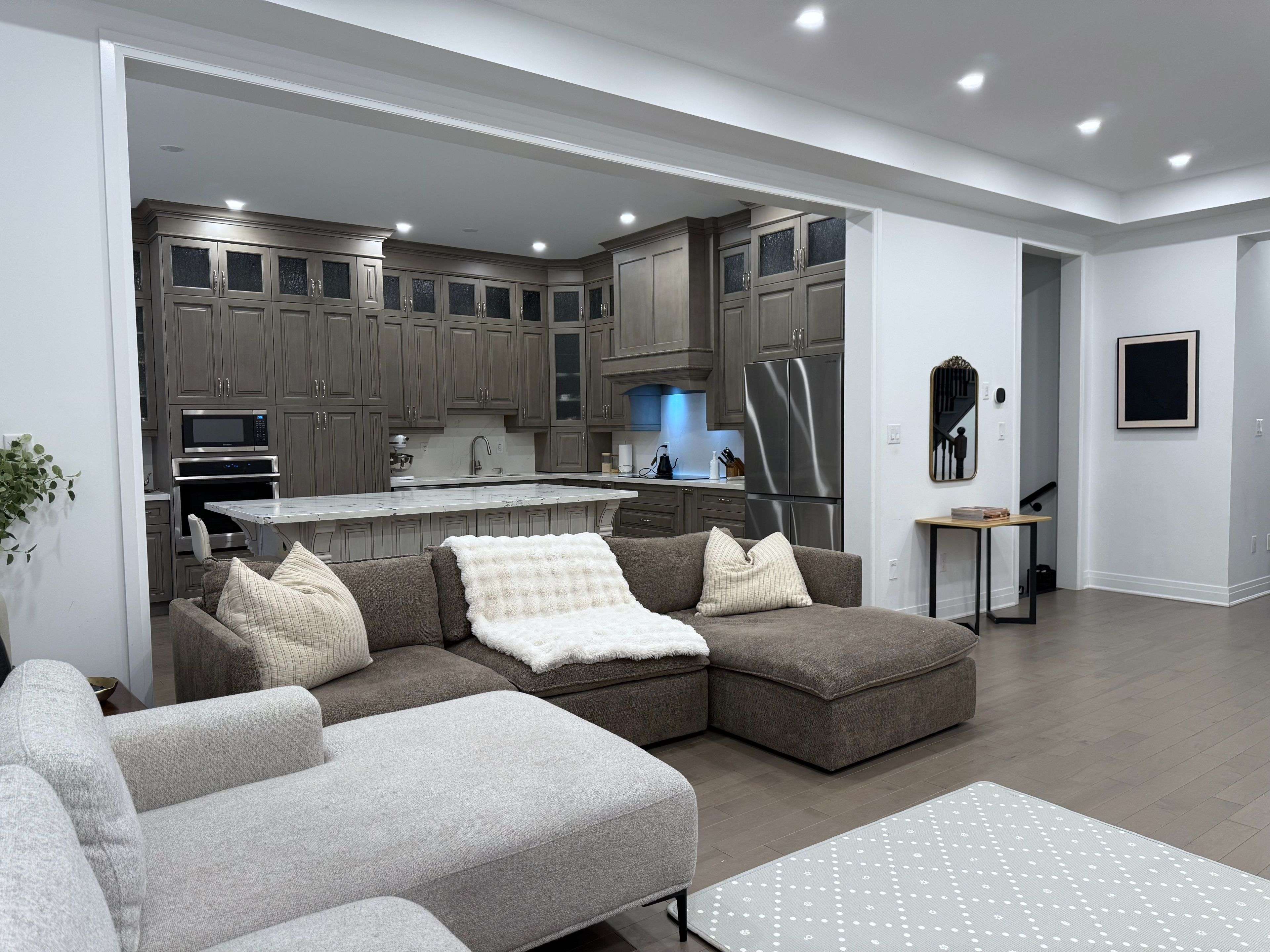 Milton, ON L9E 1X3,470 Violet Gate