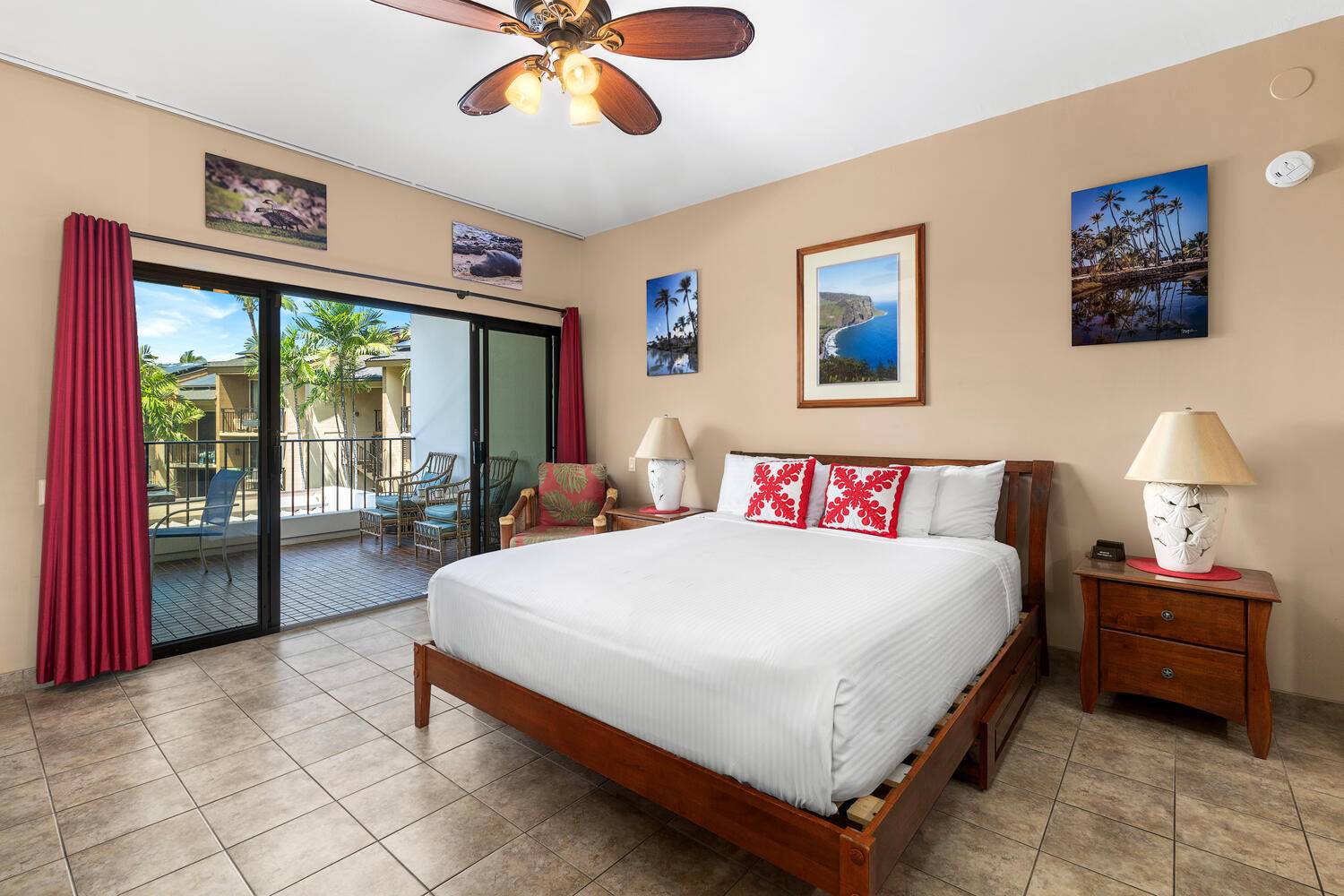 Kailua-kona, HI 96740,75-6040 ROYAL SEA CLIFF CLUB #429