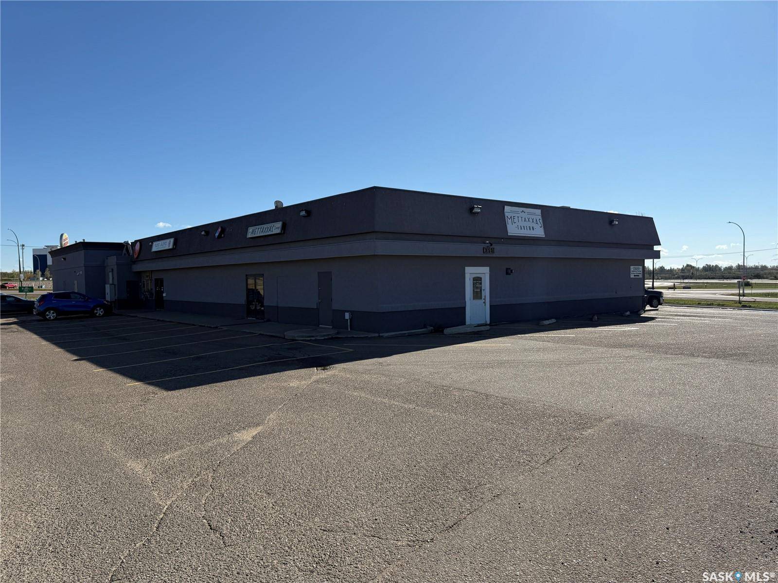 North Battleford, SK S9A 2M6,302 114th STREET