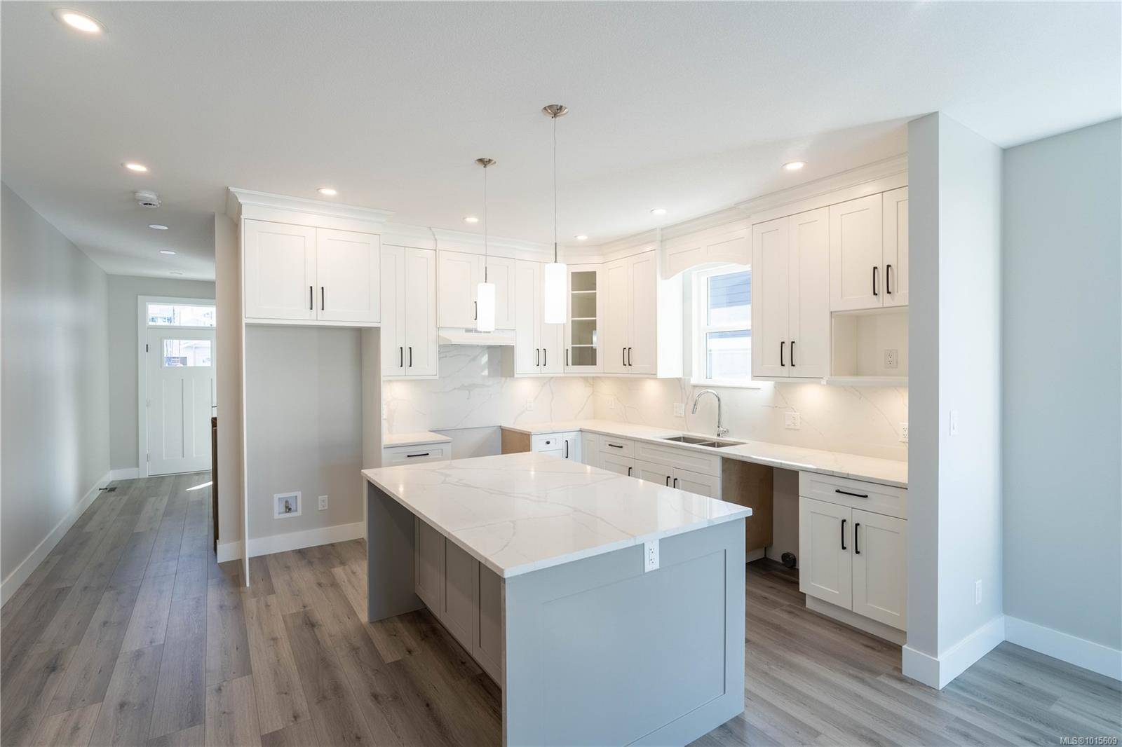 Ladysmith, BC V9G 0A7,669 Sanderson Rd