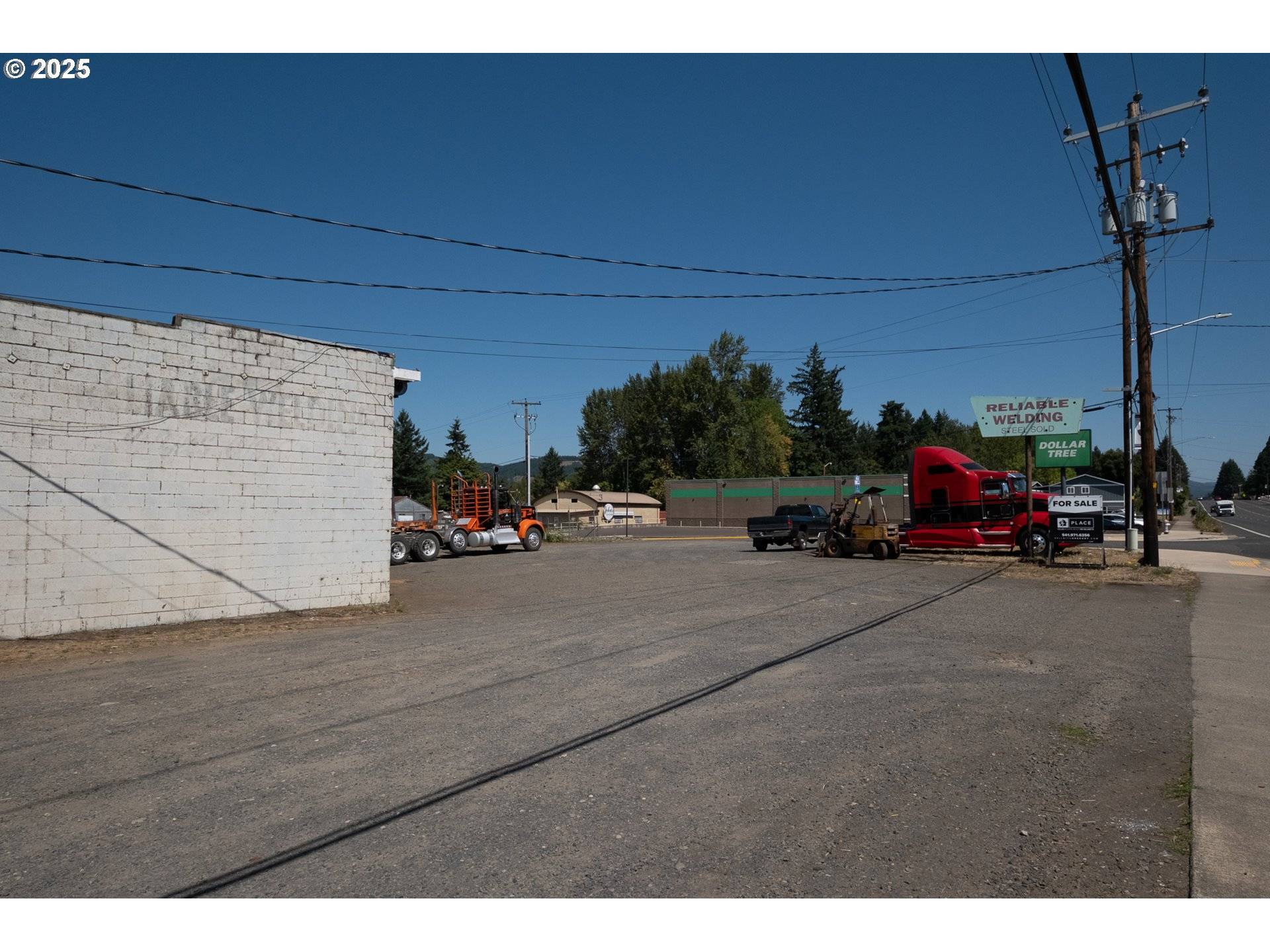 Sweet Home, OR 97386,2324 MAIN ST