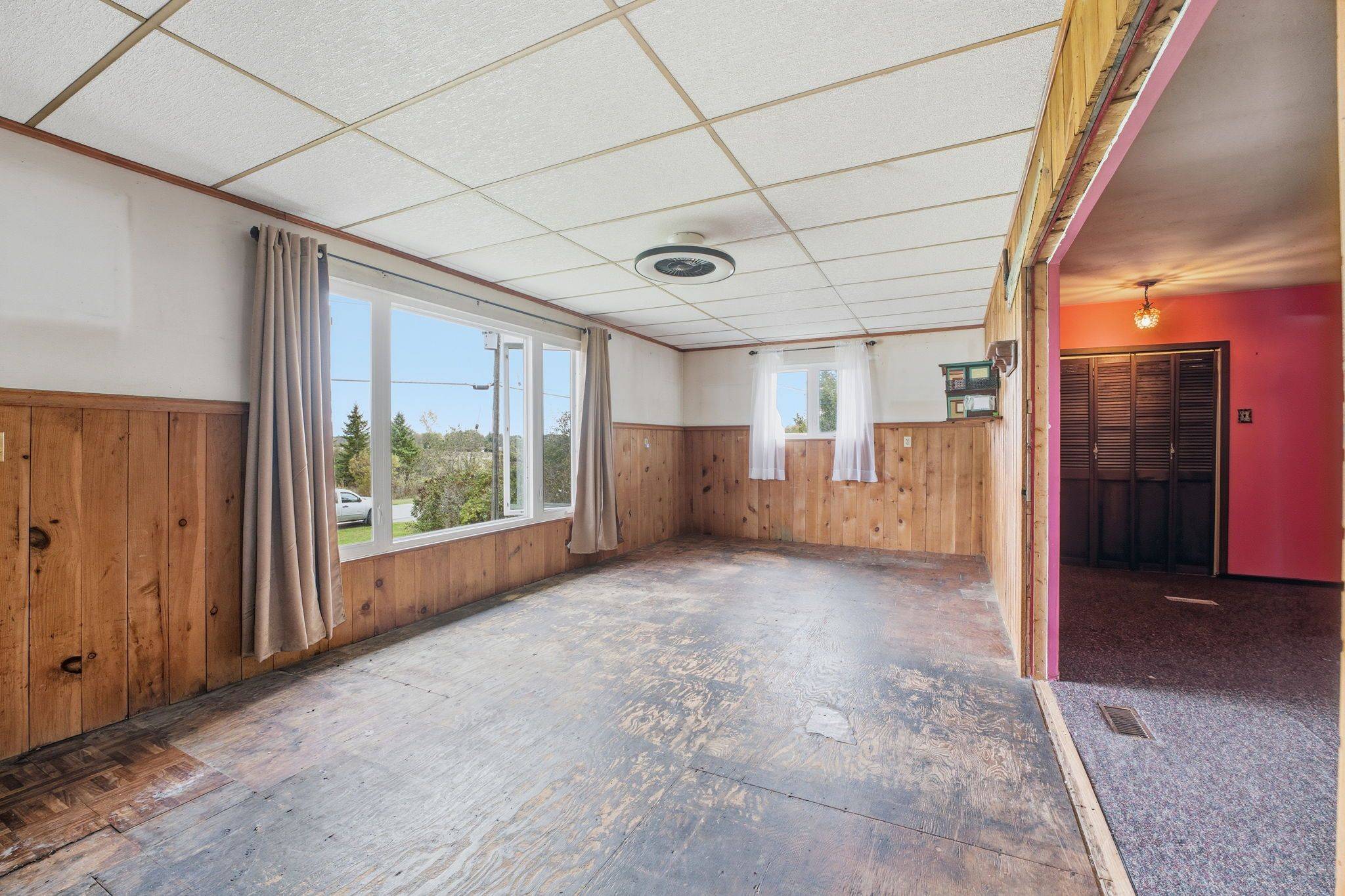 Hamilton, ON N0B 1L0,2091 Concession 6 RD W