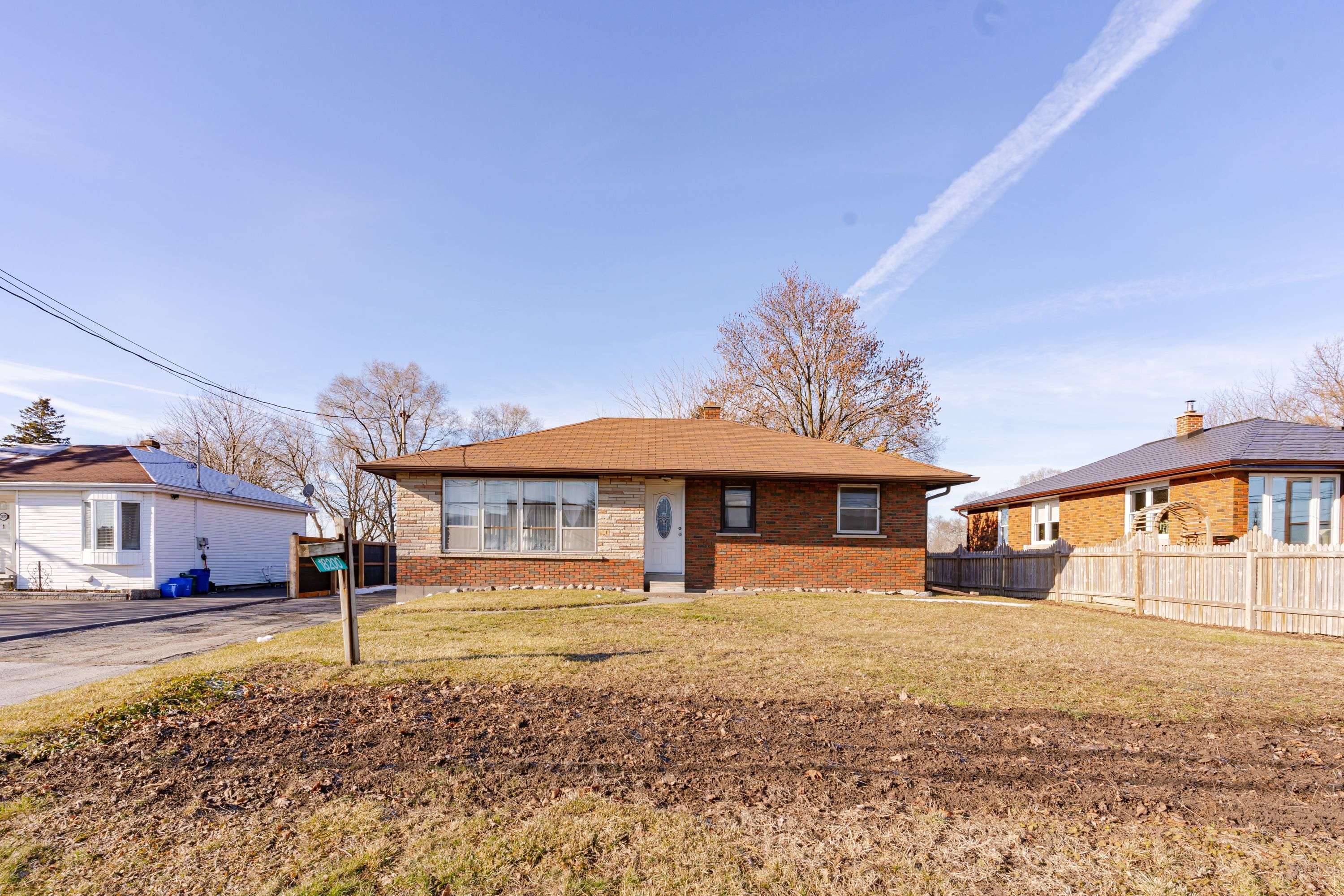 East Gwillimbury, ON L9N 0M5,18200 Leslie ST