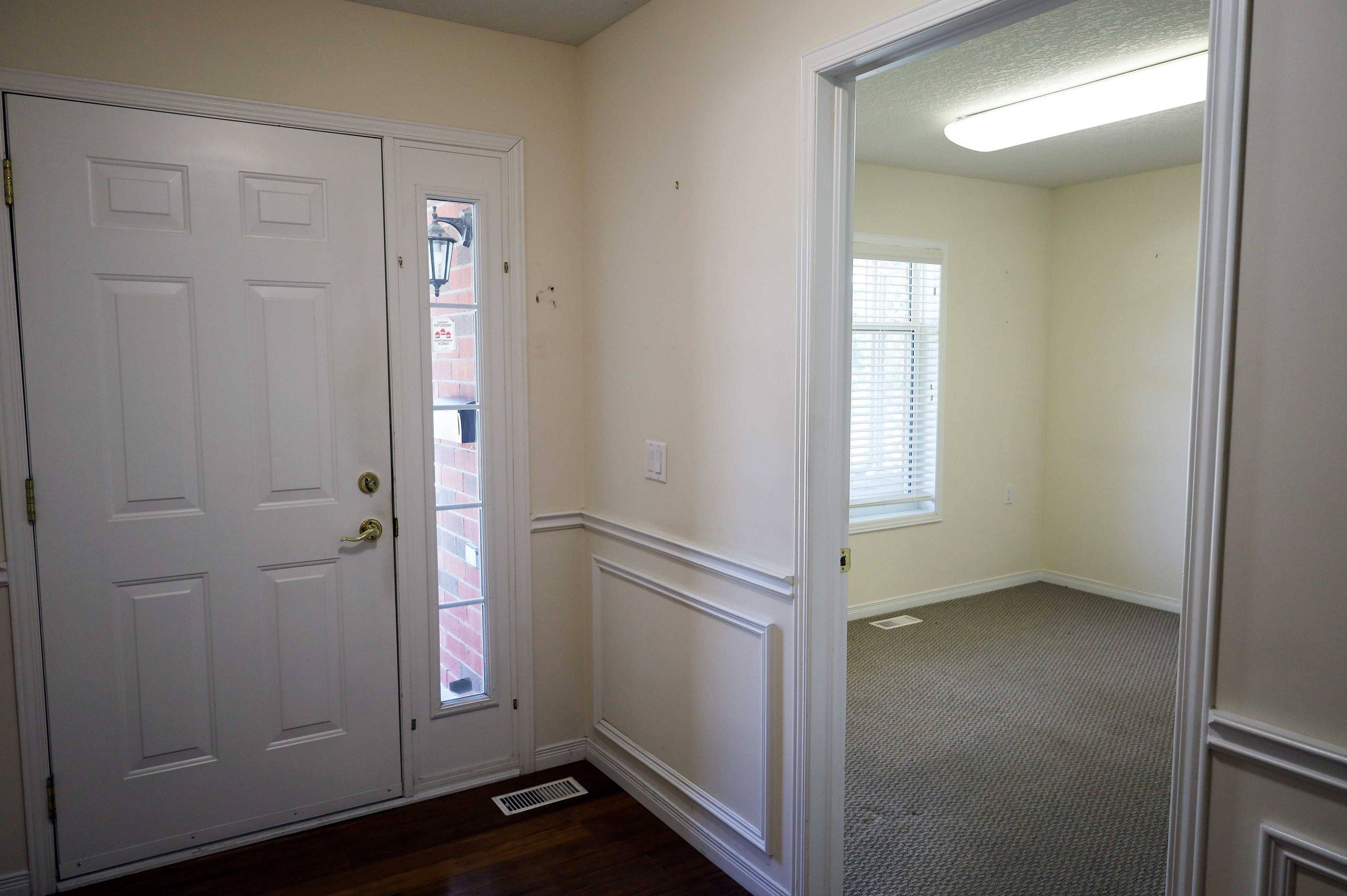 Kitchener, ON N2C 2T2,2705 KINGSWAY DR #16