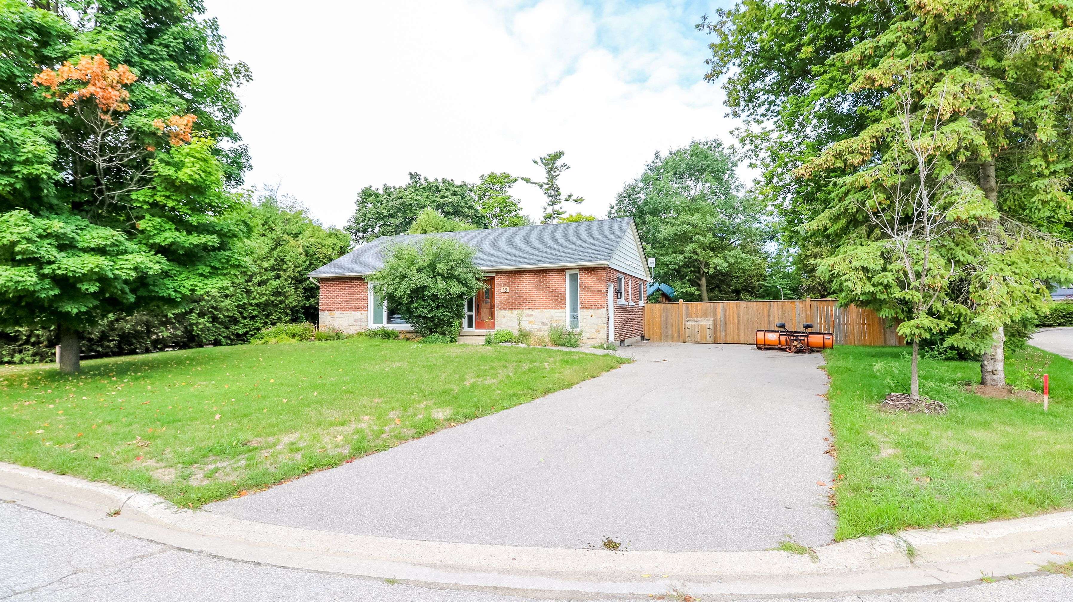 Erin, ON N0B 1T0,18 Carberry ST