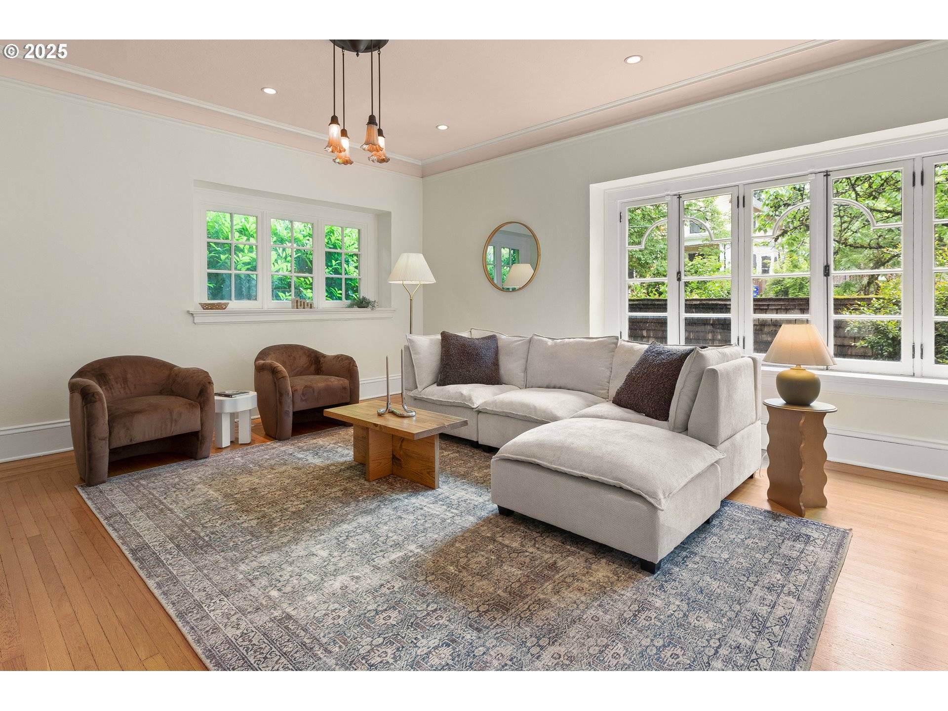 Portland, OR 97210,908 NW 25TH AVE