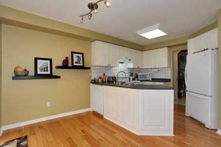 Mississauga, ON L5N 7B2,6119 Clover Ridge CRES