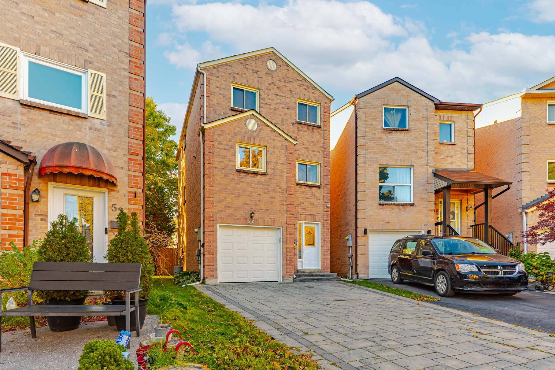 Markham, ON L3T 5X1,50 Cottonwood CT