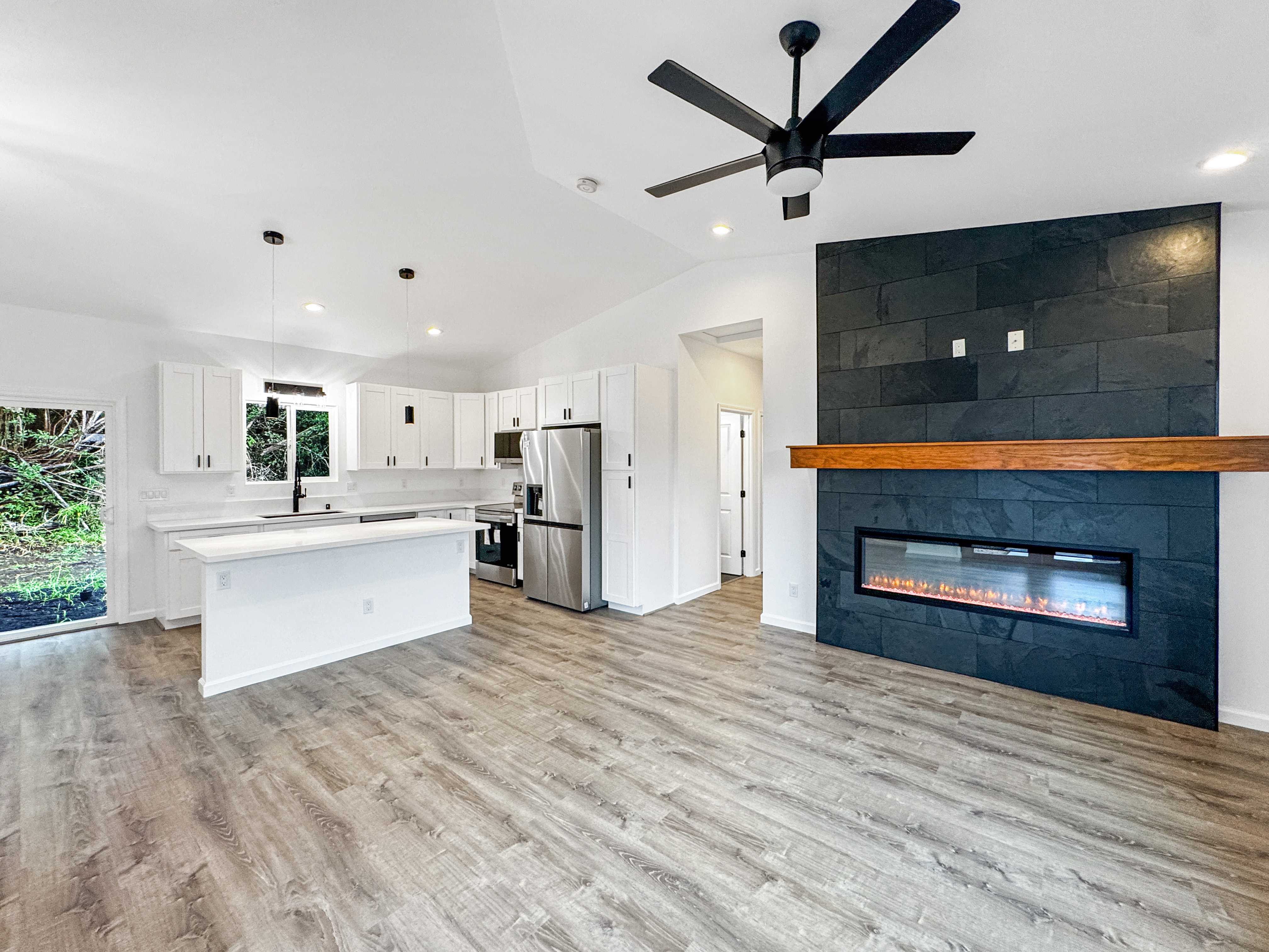 Mountain View, HI 96771,18-7846 LEONAKA RD