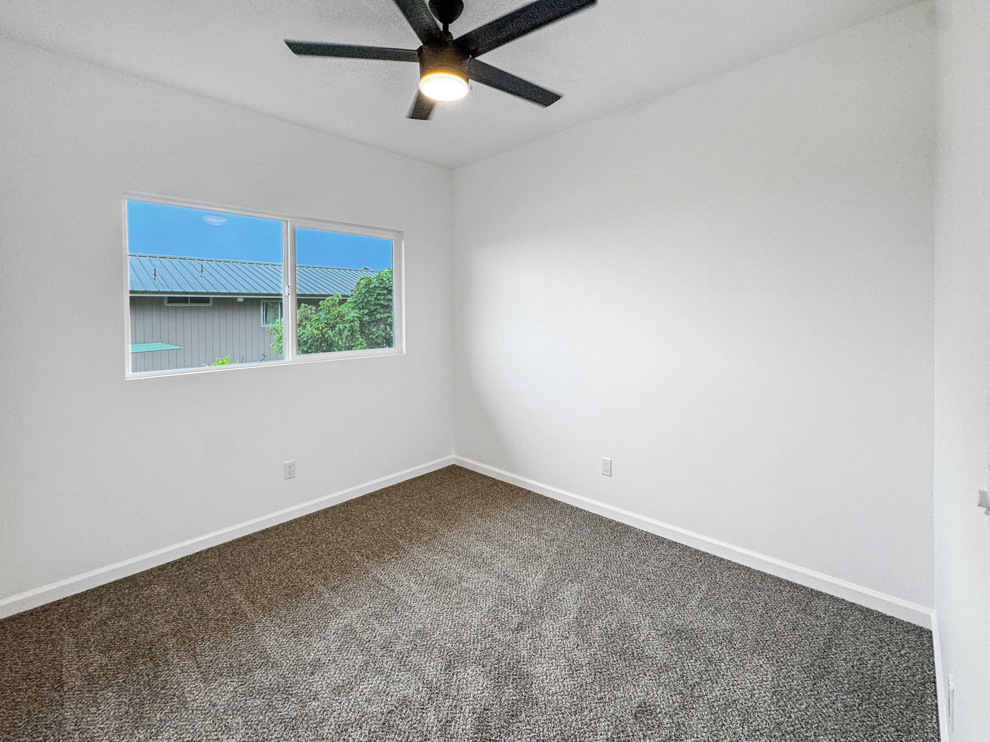 Mountain View, HI 96771,18-7846 LEONAKA RD