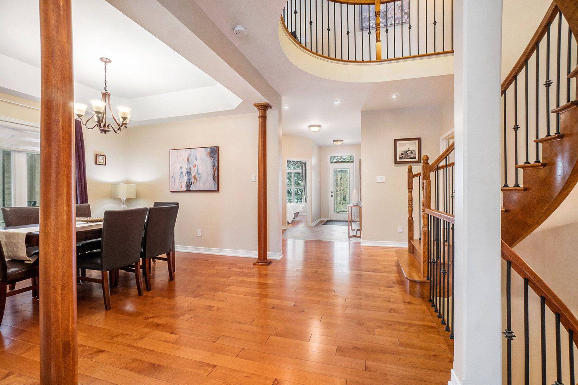 Mooneys Bay - Carleton Heights And Area, ON K2C 4J2,221 Madhu CRES