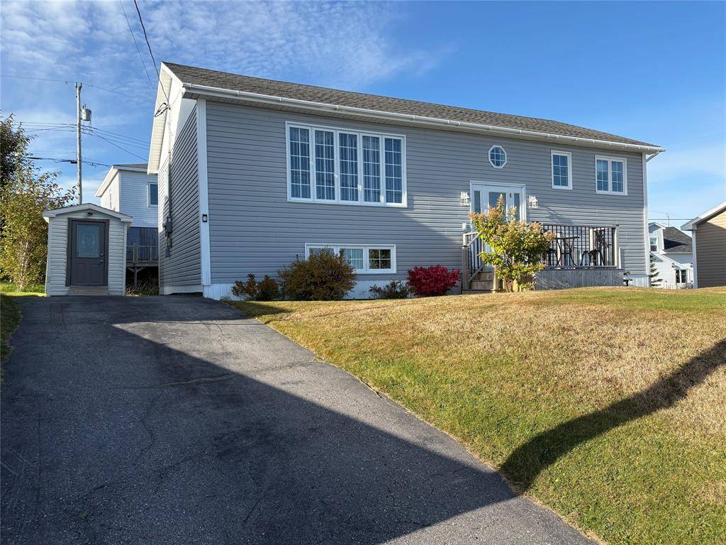 Port Aux Basques, NL A0M1C0,5 Second Avenue