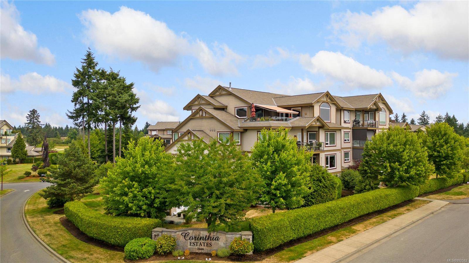 Courtenay, BC V9N 9X8,3666 Royal Vista Way #415