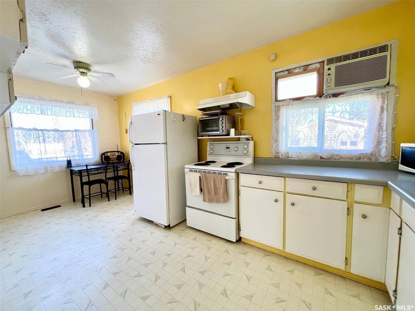 Smeaton, SK S0J 2J0,113 1st STREET W