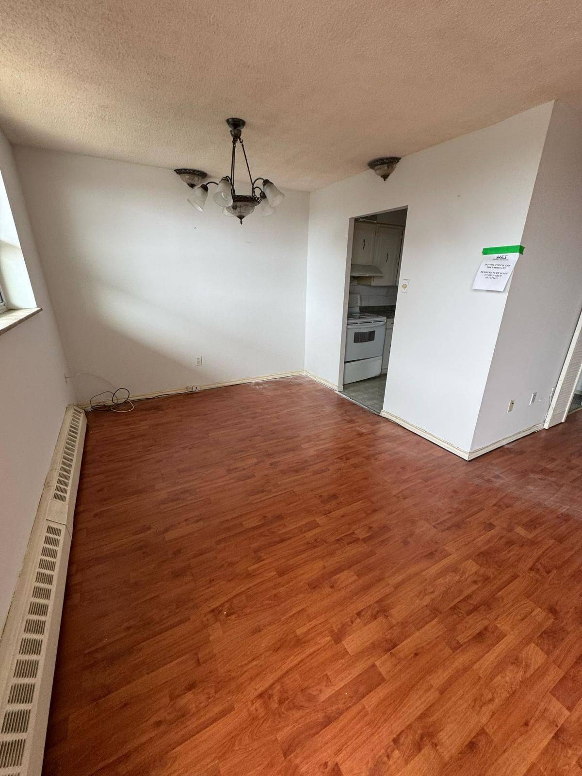 Mississauga, ON L4T 1B3,3577 Derry RD E #311