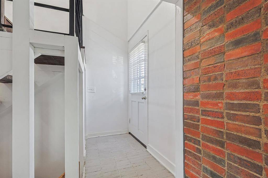 Dallas, TX 75204,4039 Cole Avenue #101