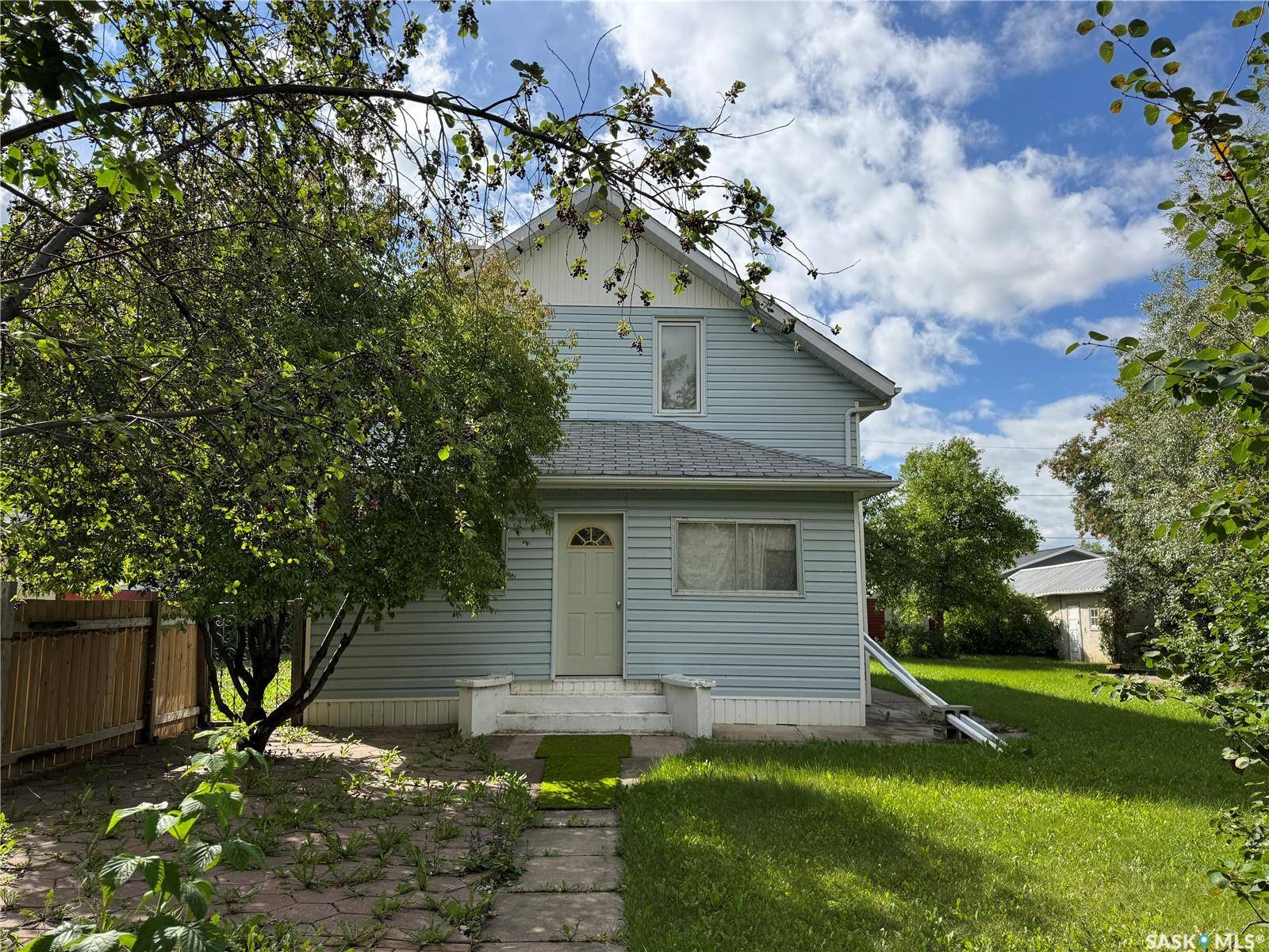 Wynyard, SK S0A 4T0,405 3rd STREET E