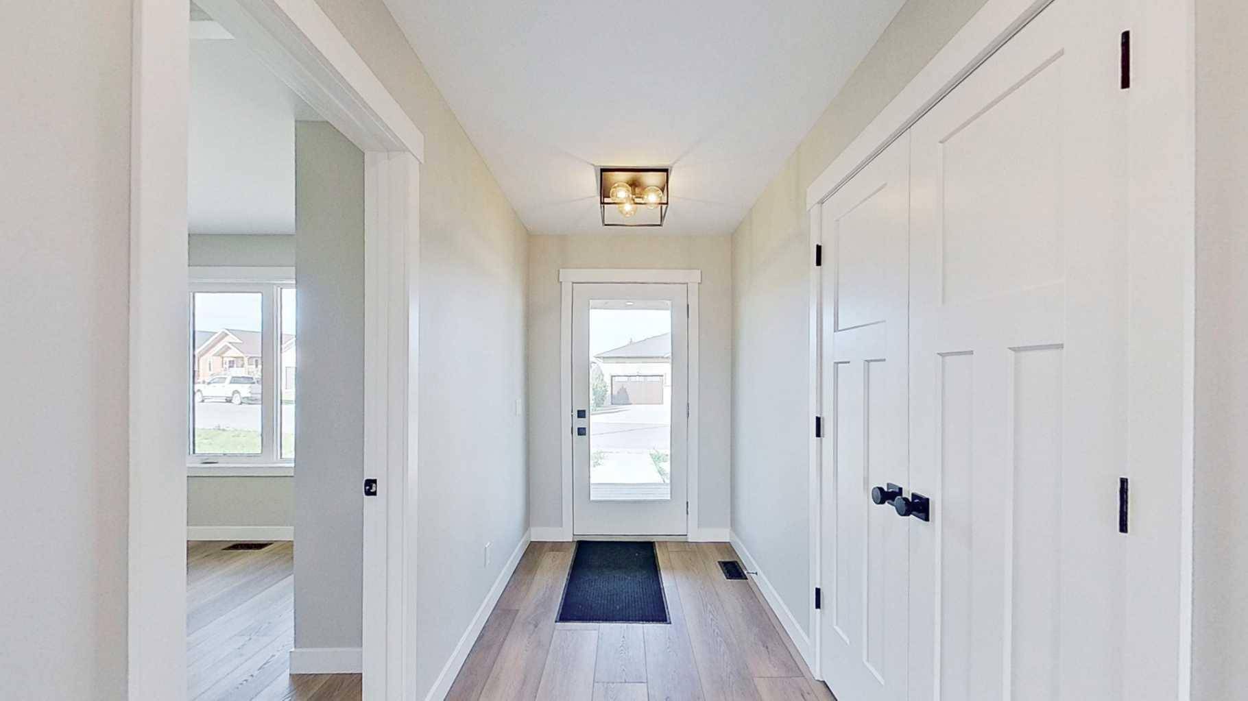 Nanton, AB T0L 1R0,2014 31 AVE