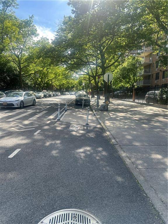 Brooklyn, NY 11205,195 Willoughby AVE #210