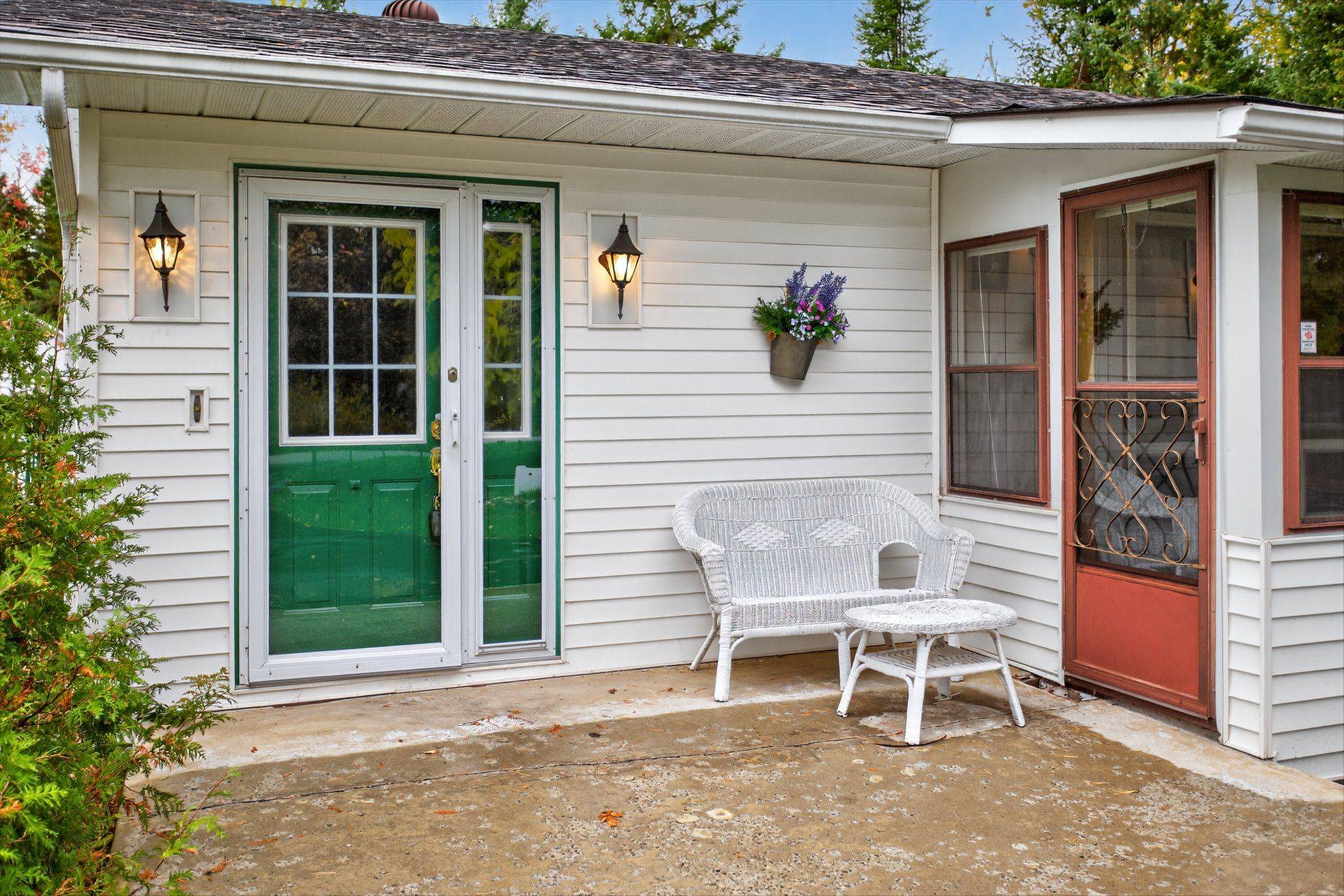 Kawartha Lakes, ON L9P 1M7,104 Trent Canal RD