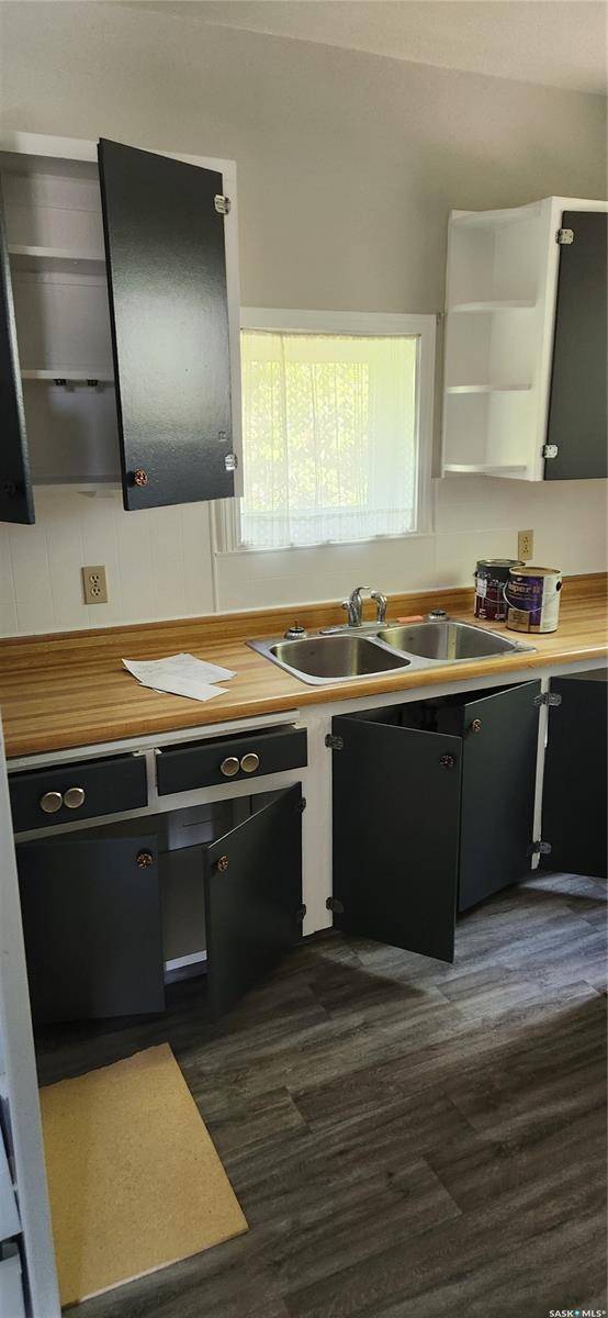 Abernethy, SK S0A 0A0,708 Qu'appelle AVENUE