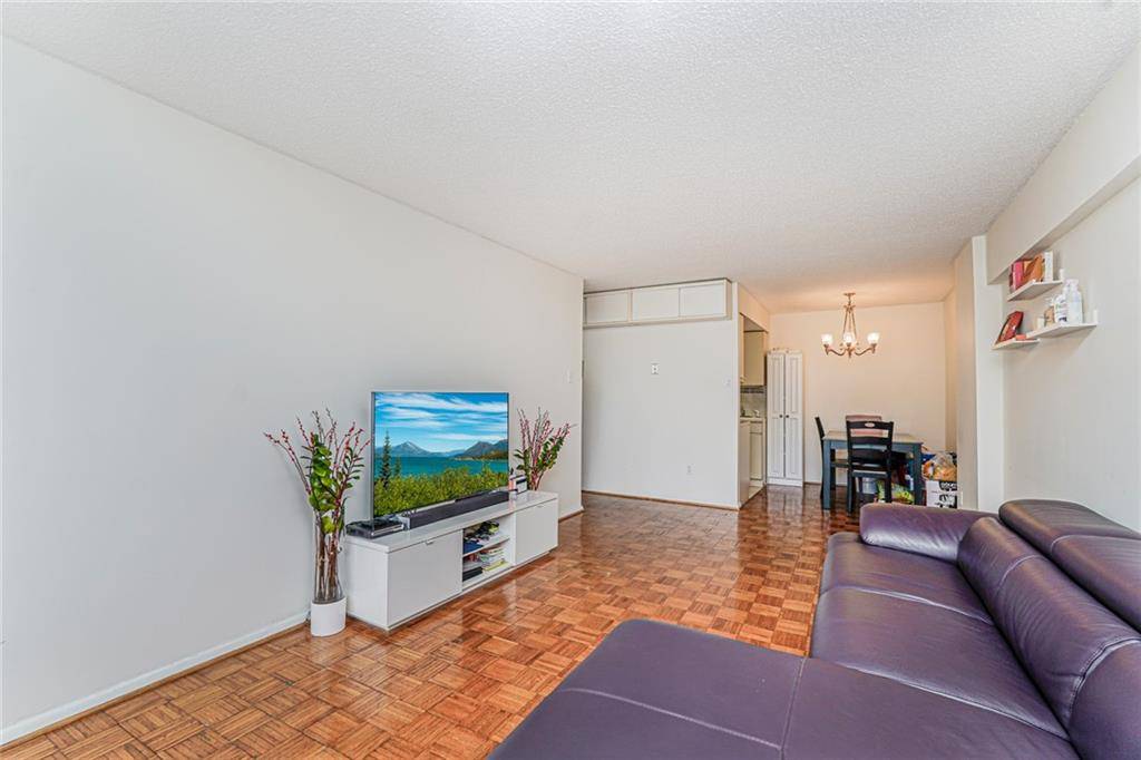 Staten  Island, NY 10304,755 Narrows RD North #602