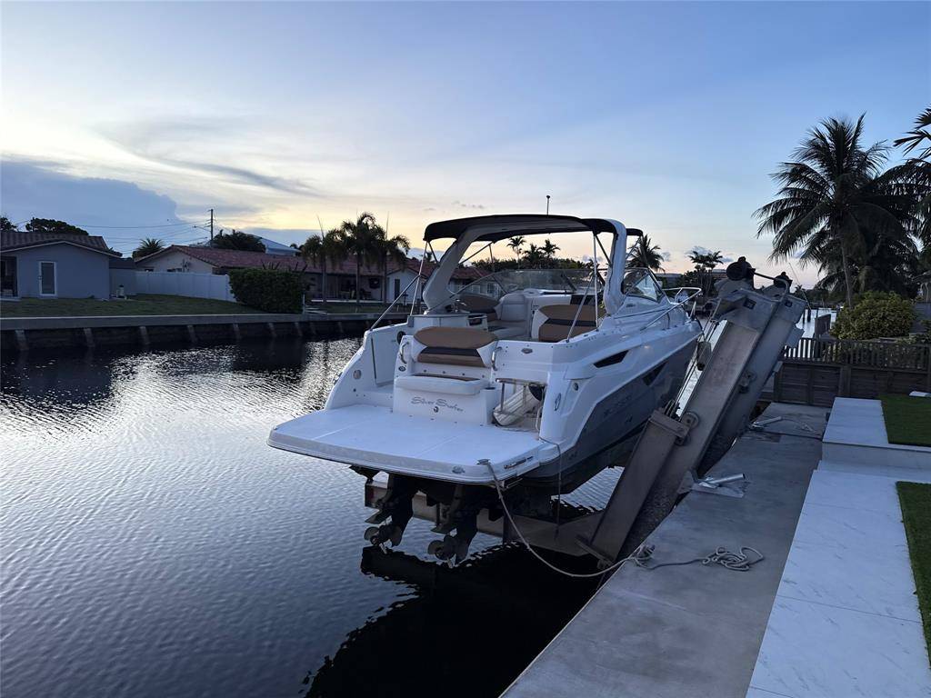 Fort Lauderdale, FL 33308,5641 Bayview Dr