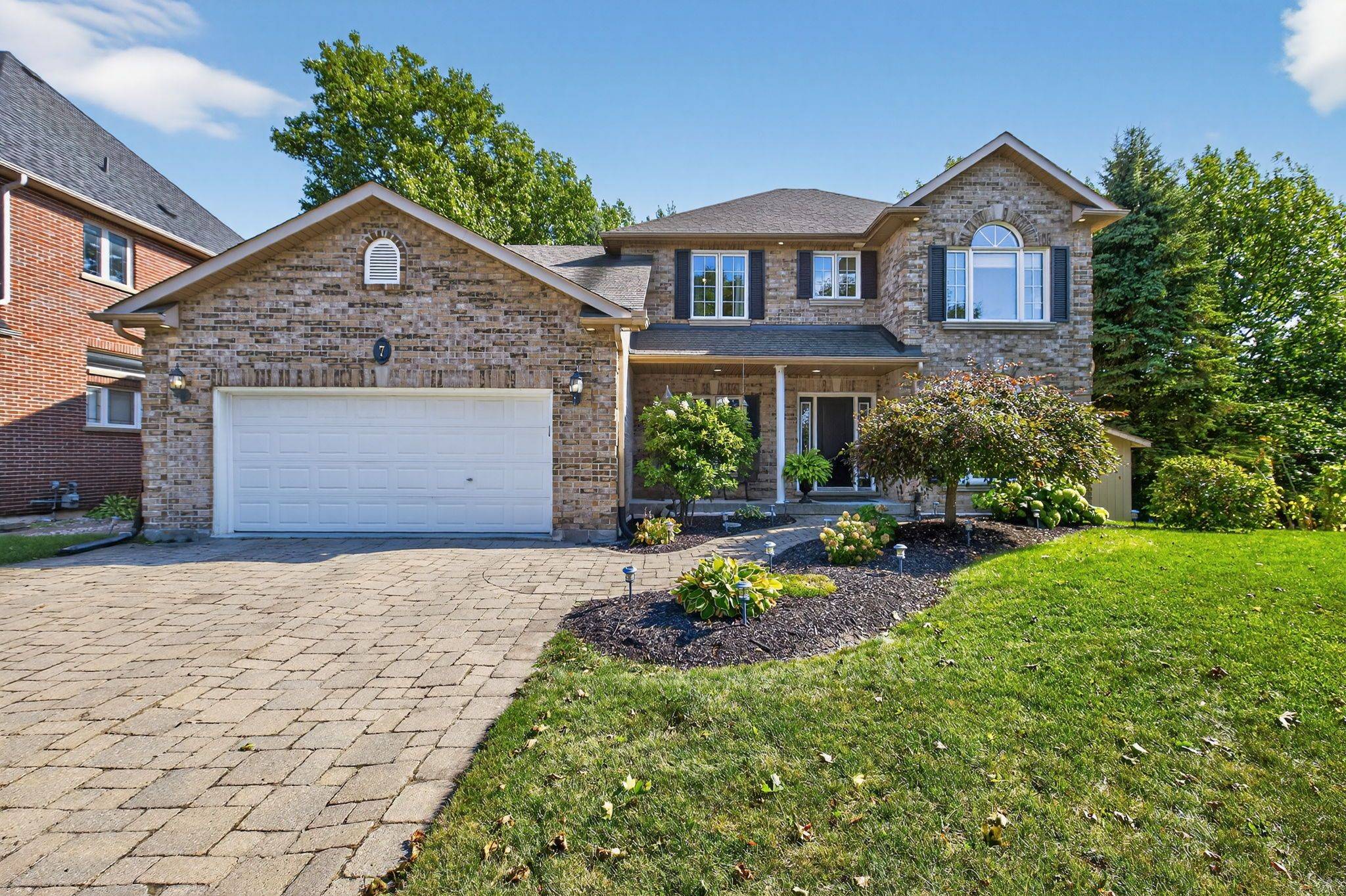 Barrie, ON L4N 7Z6,7 Porcupine CIR