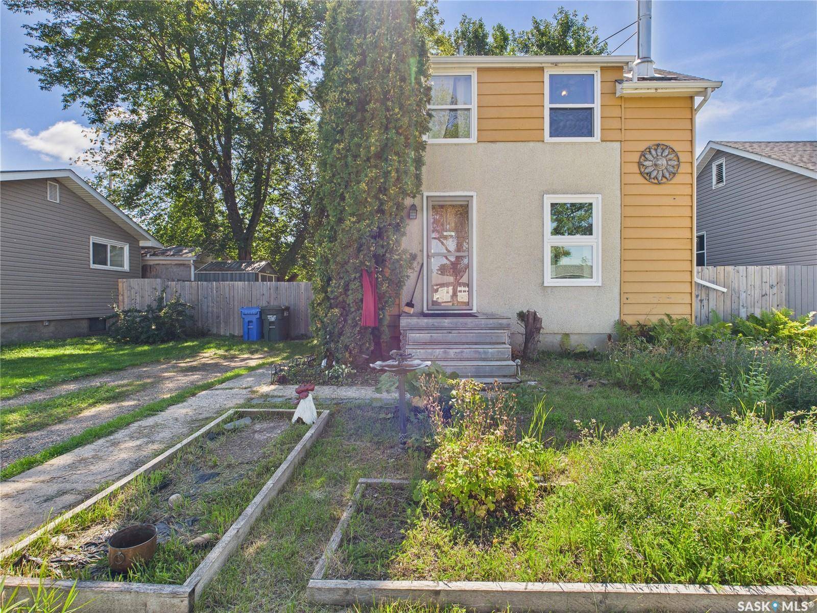 Prince Albert, SK S6V 3V1,1951 15TH STREET W