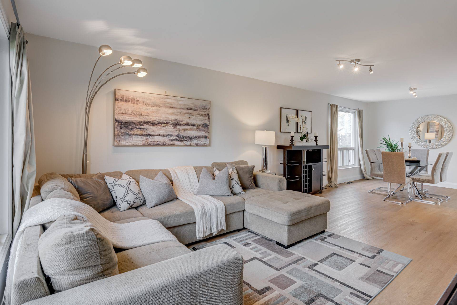 Brampton, ON L6S 2G6,19 Jefferson RD