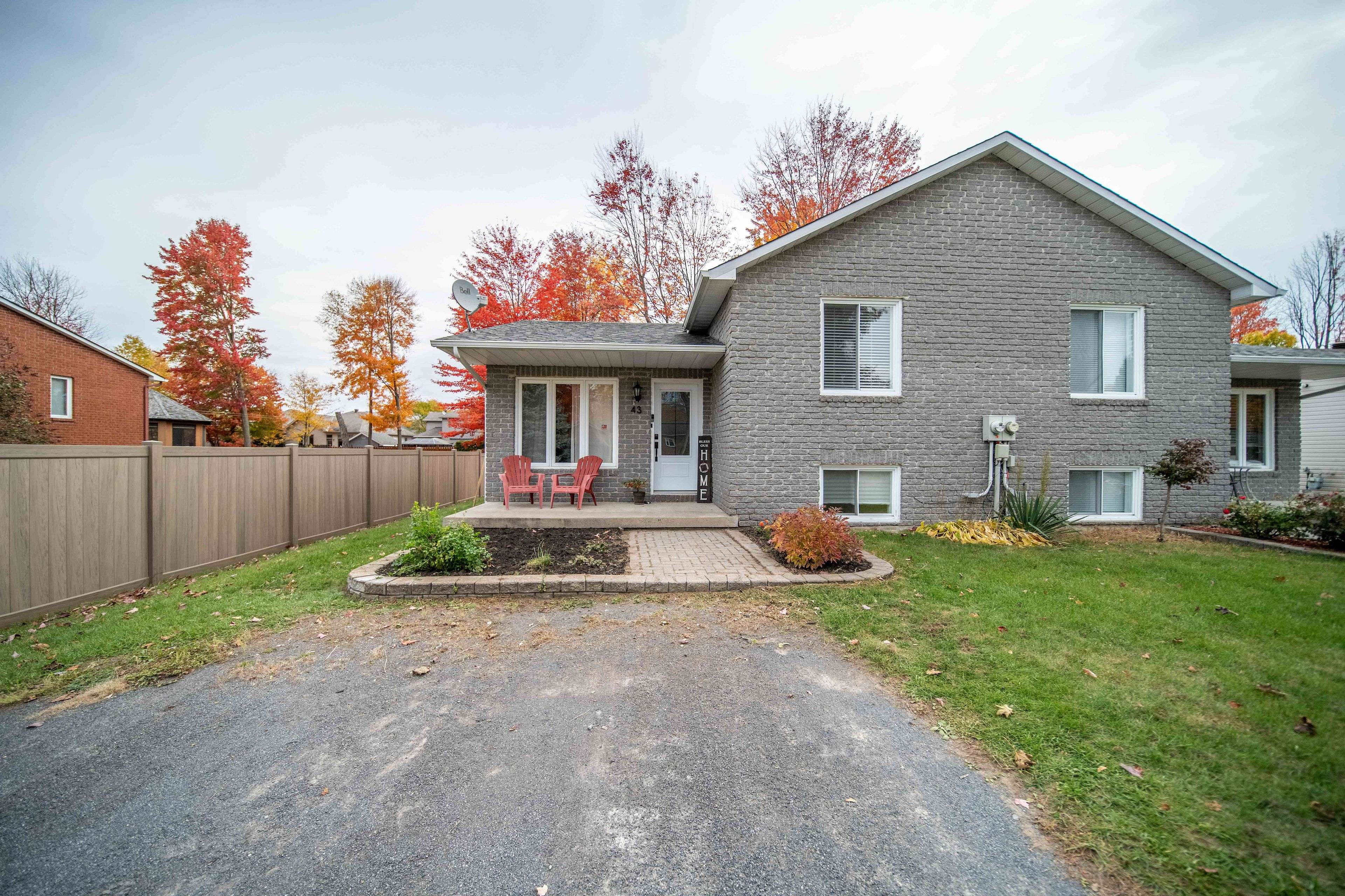 The Nation, ON K0A 2M0,43 Bourque ST