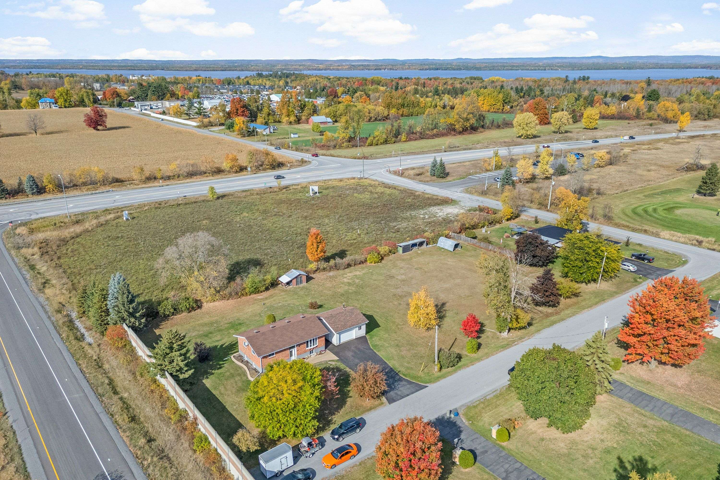 Carp - Dunrobin - Huntley - Fitzroy And Area, ON K7S 3G7,1059 Flynn AVE