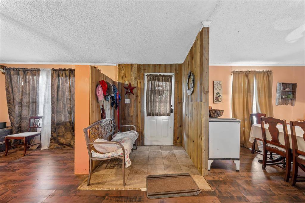 Elm Mott, TX 76640,236 Bode Road