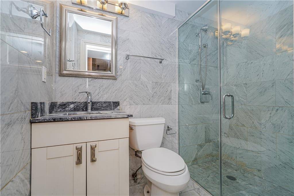 Brooklyn, NY 11233,711 MacDonough ST