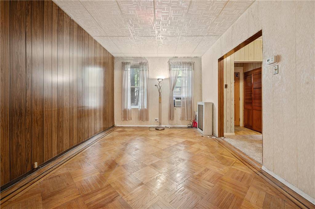 Brooklyn, NY 11223,1640 West 1st ST