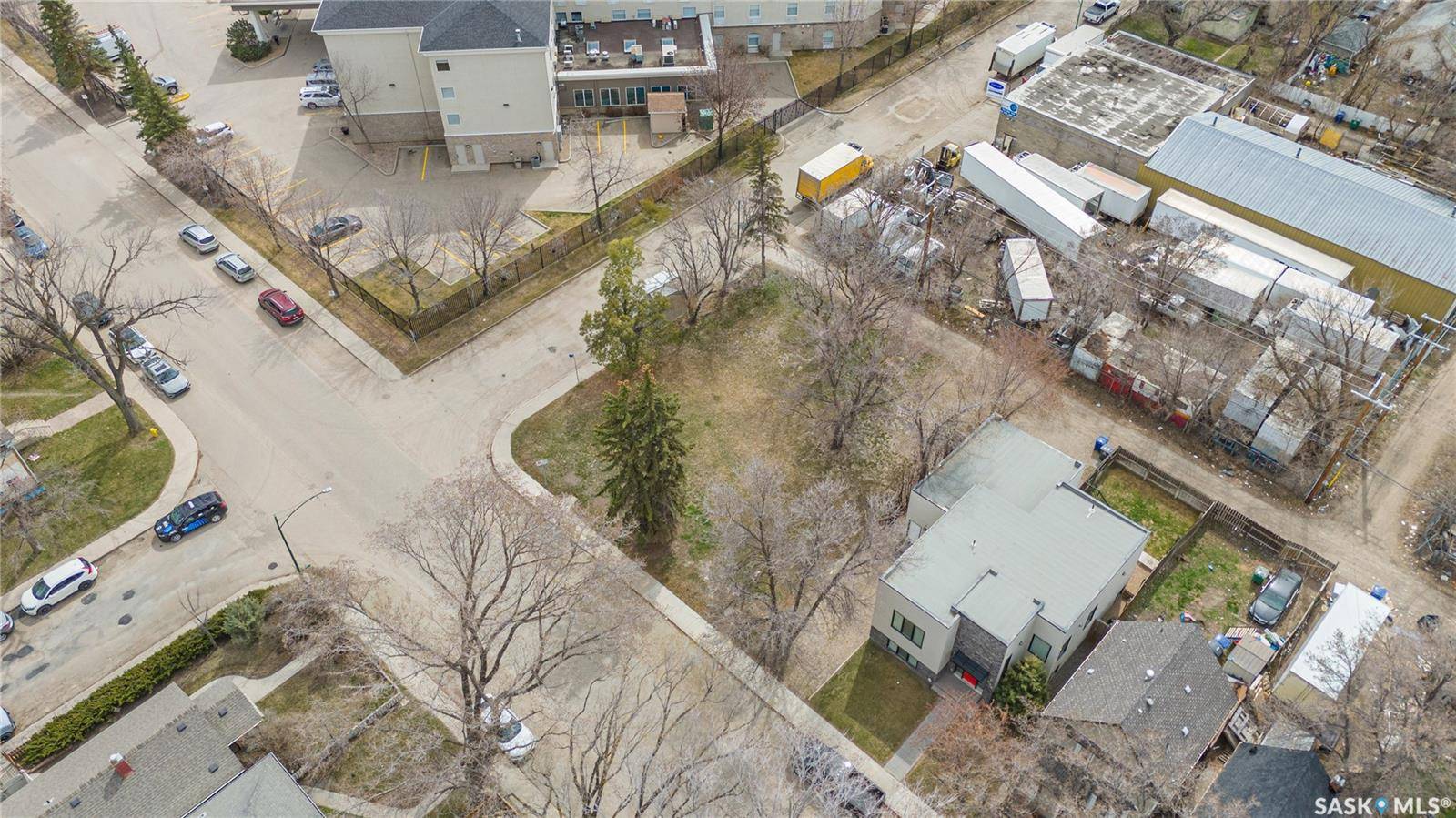 Saskatoon, SK S7L 0C3,205 25th STREET W