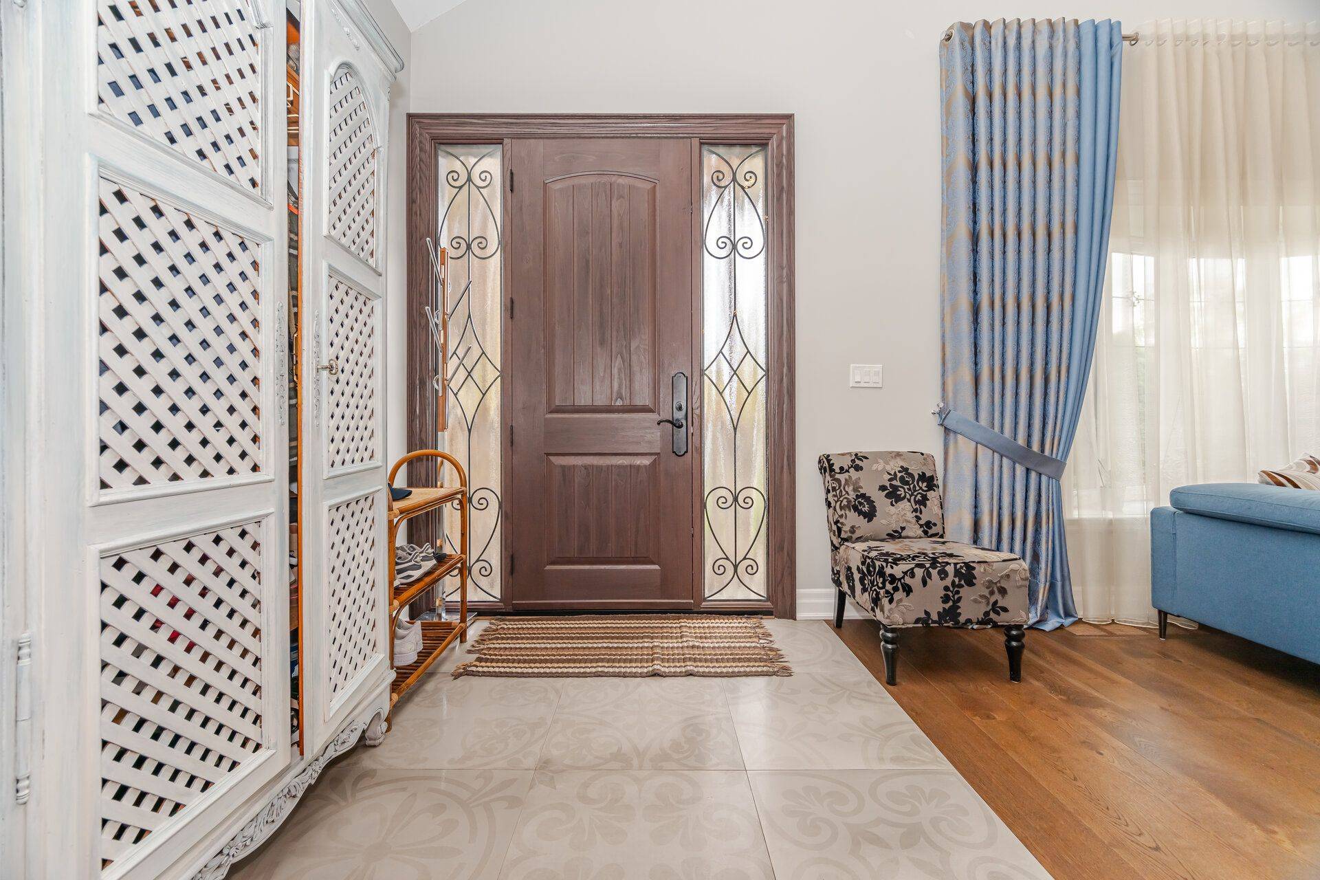 Mississauga, ON L4Y 3B9,3220 Rymal RD