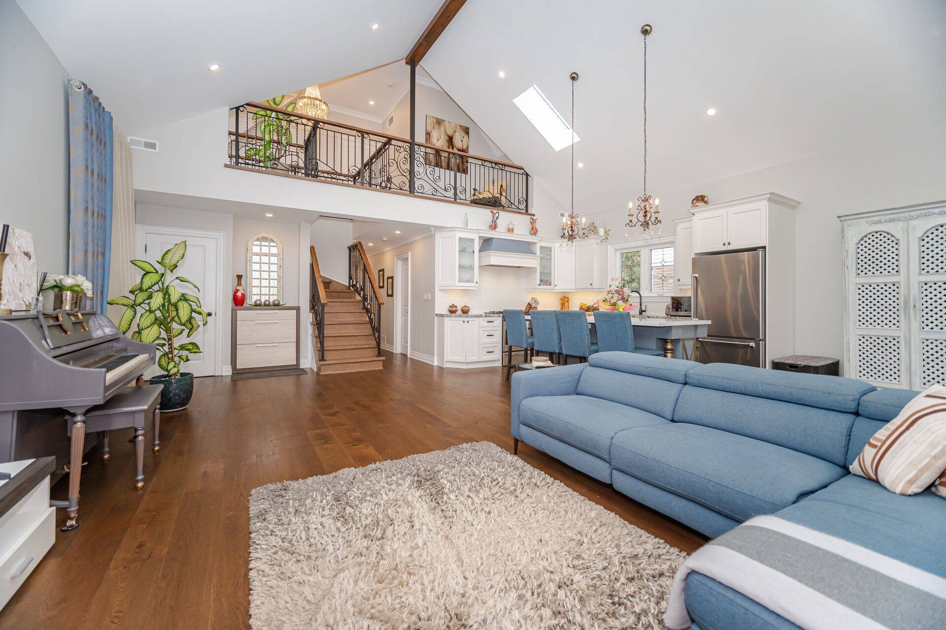 Mississauga, ON L4Y 3B9,3220 Rymal RD