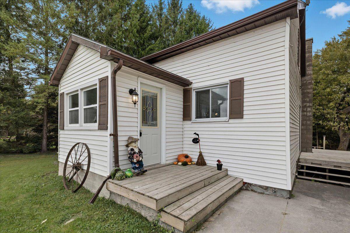 Lucan Biddulph, ON N0M 1V0,1021 Road 164 N/A